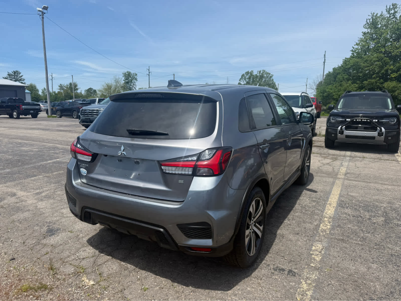 2020 Mitsubishi Outlander Sport SE 2.0 - Mercury Gray Metallic exterior view 5
