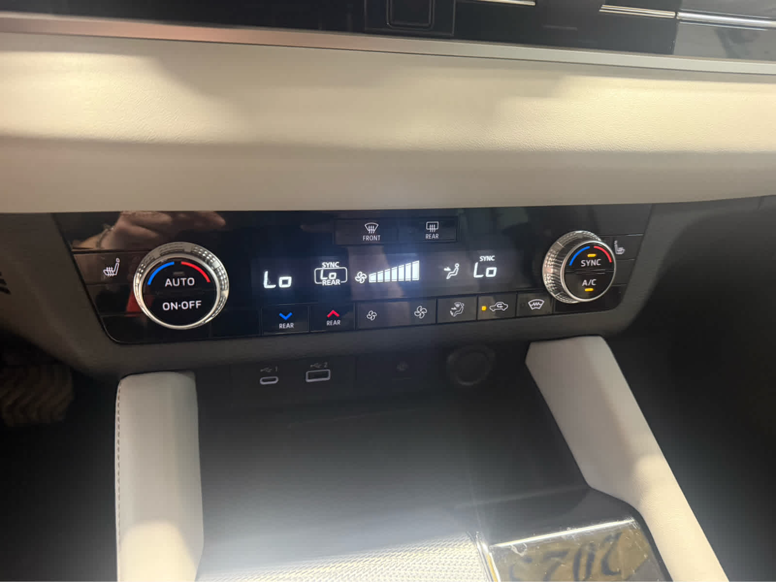 2023 Mitsubishi Outlander PHEV SEL - Red Diamond exterior view 14