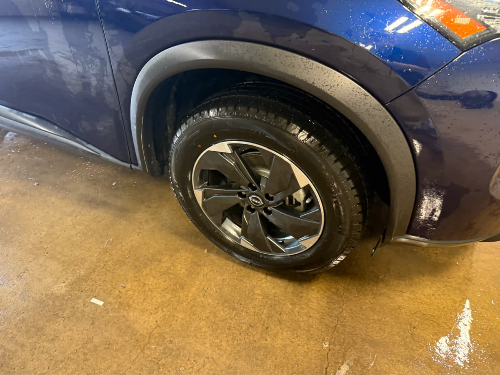2024 Nissan Rogue SV - Deep Ocean Blue Pearl exterior view 4