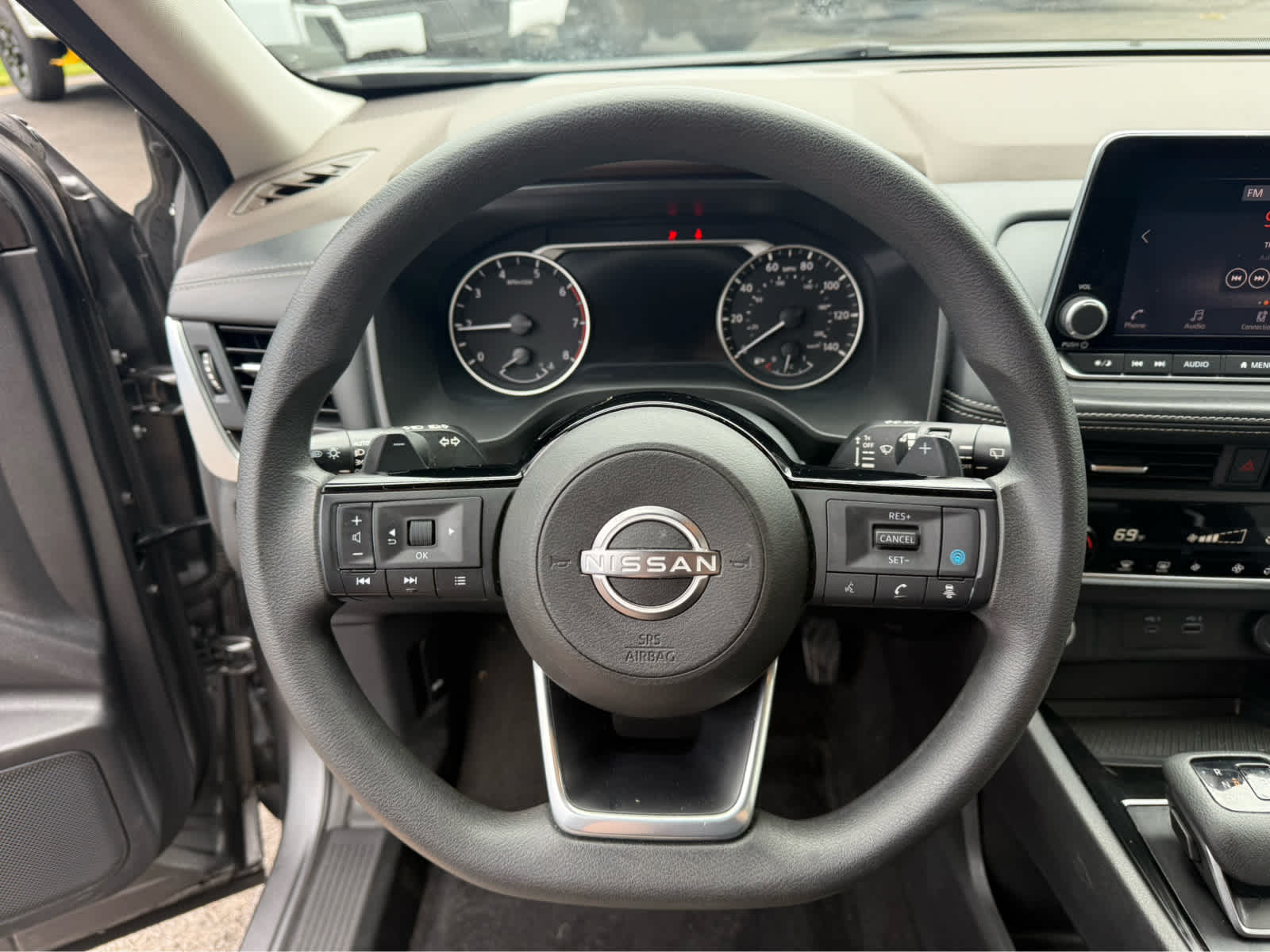 2023 Nissan Rogue SV - Gun Metallic exterior view 9