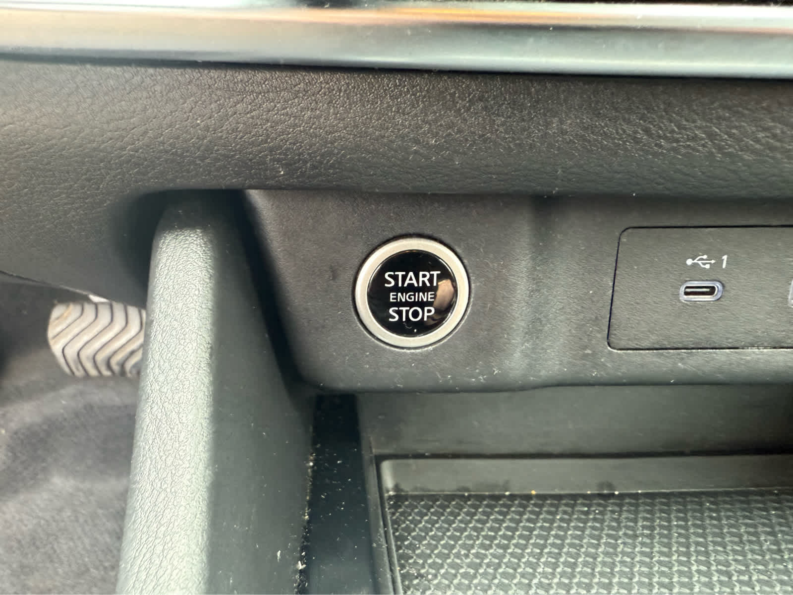 2023 Nissan Rogue SV - Gun Metallic exterior view 13