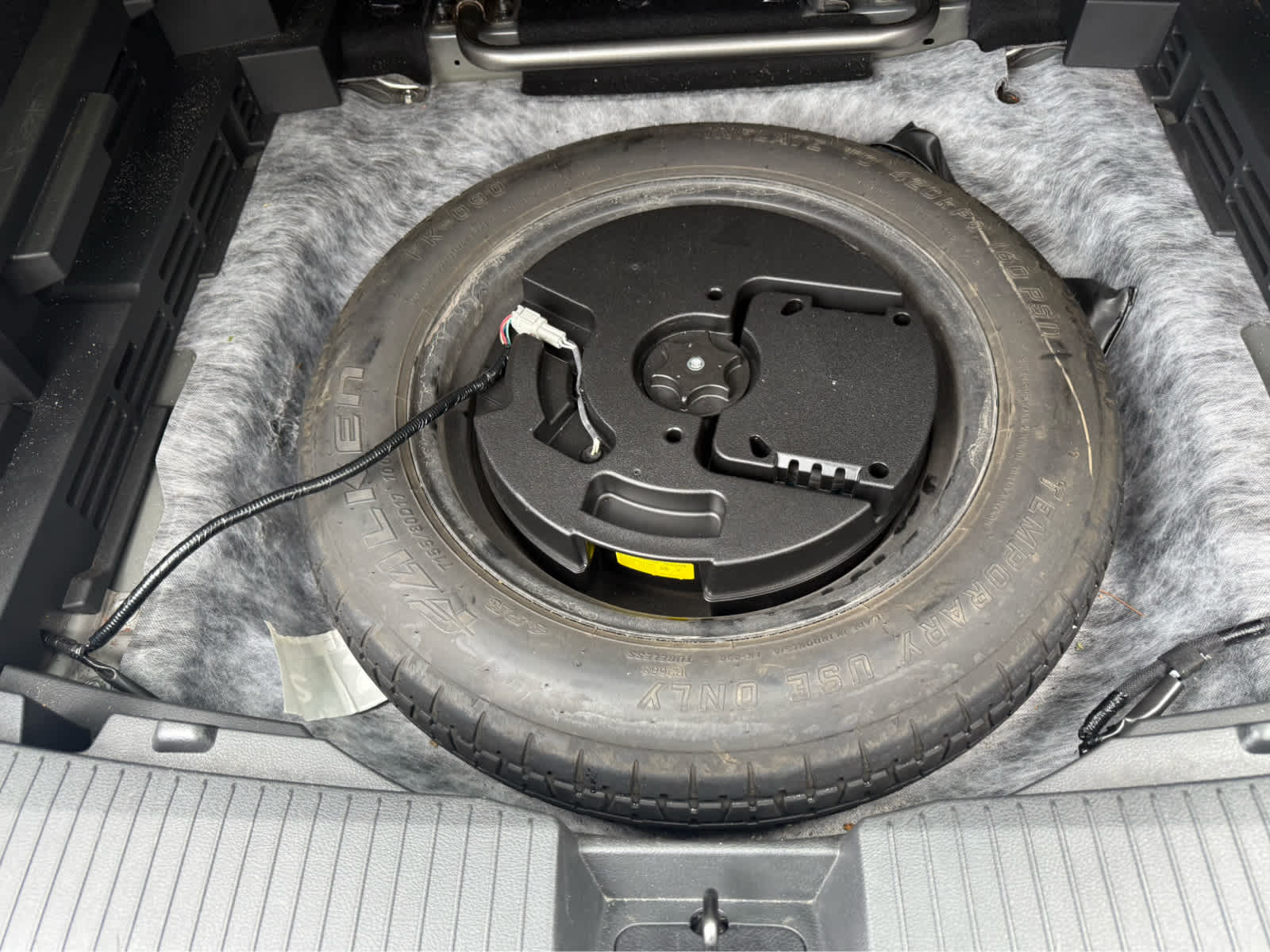 2023 Nissan Rogue SV - Gun Metallic exterior view 20