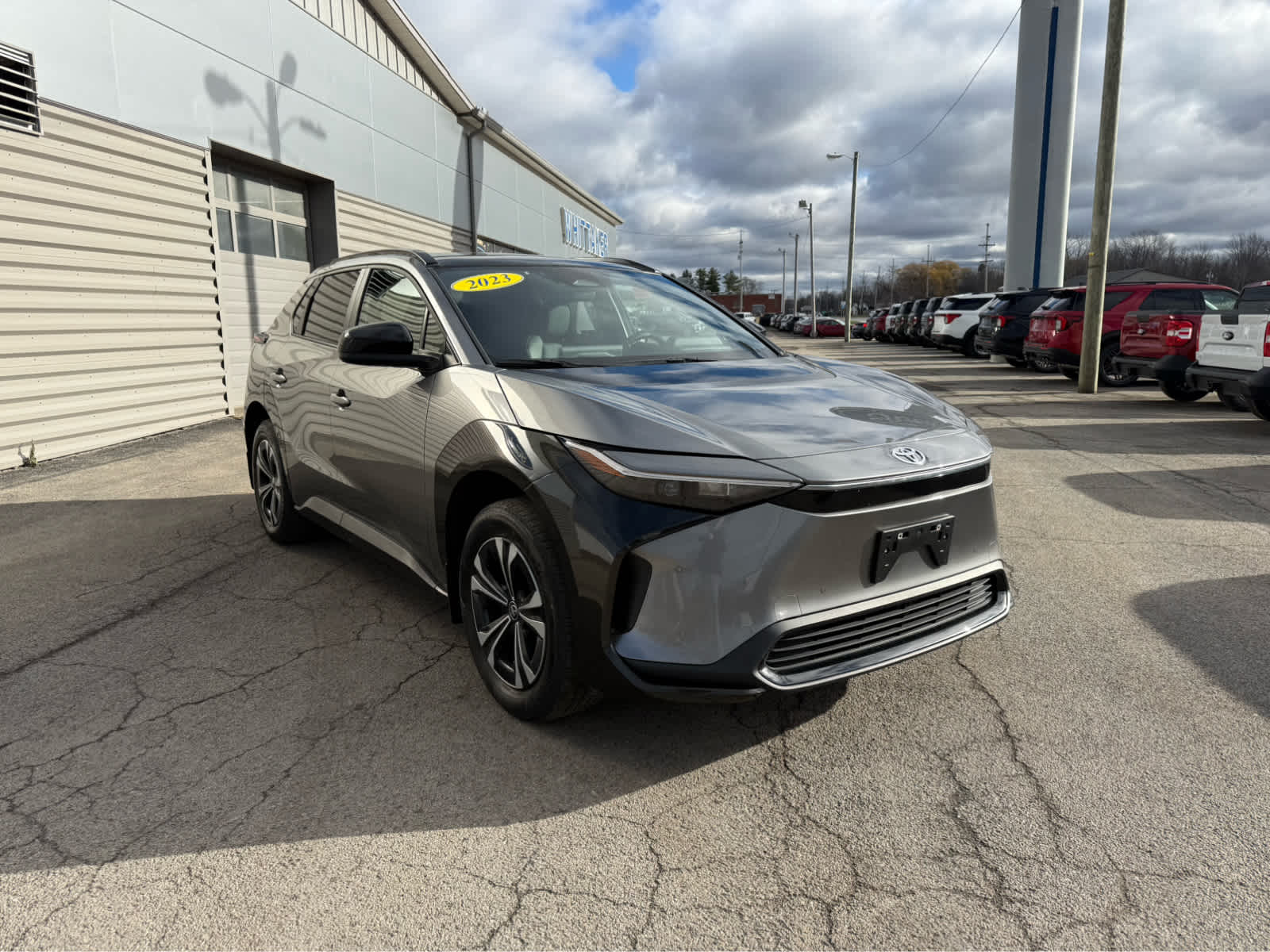 2023 Toyota bZ4X XLE - Heavy Metal exterior view 2