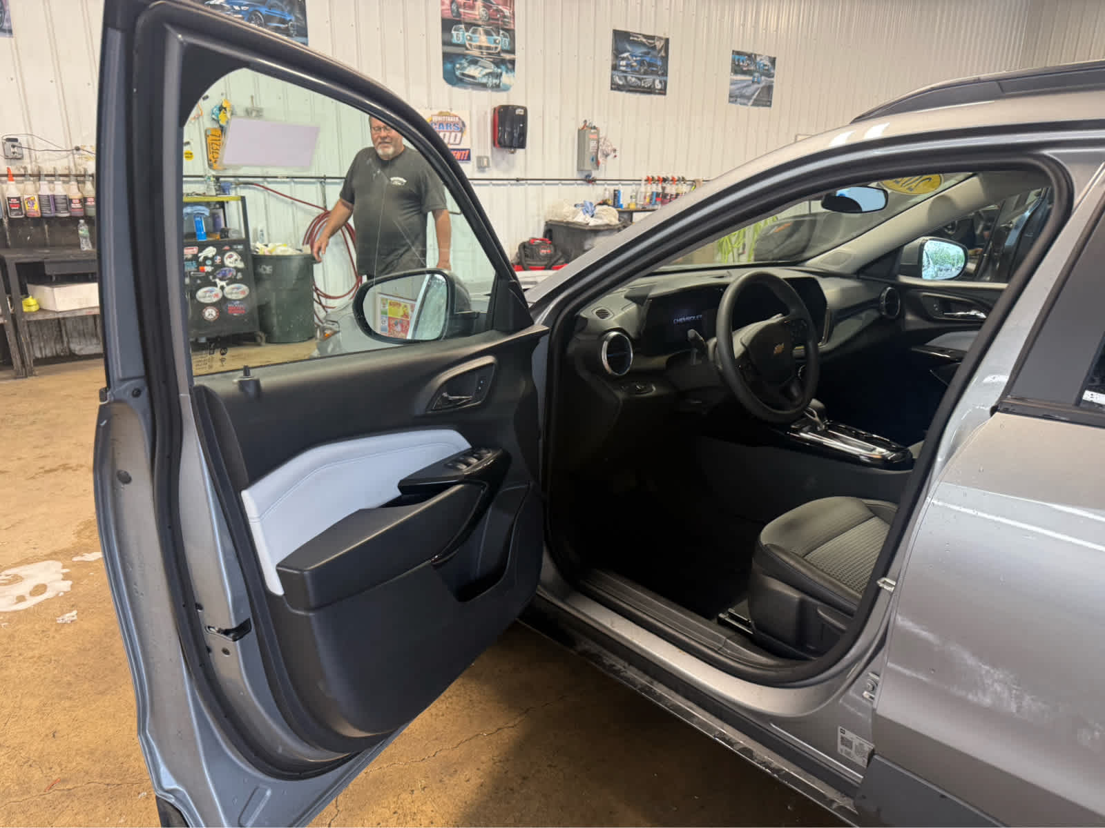 2025 Chevrolet Trax LT - Sterling Gray Metallic exterior view 6
