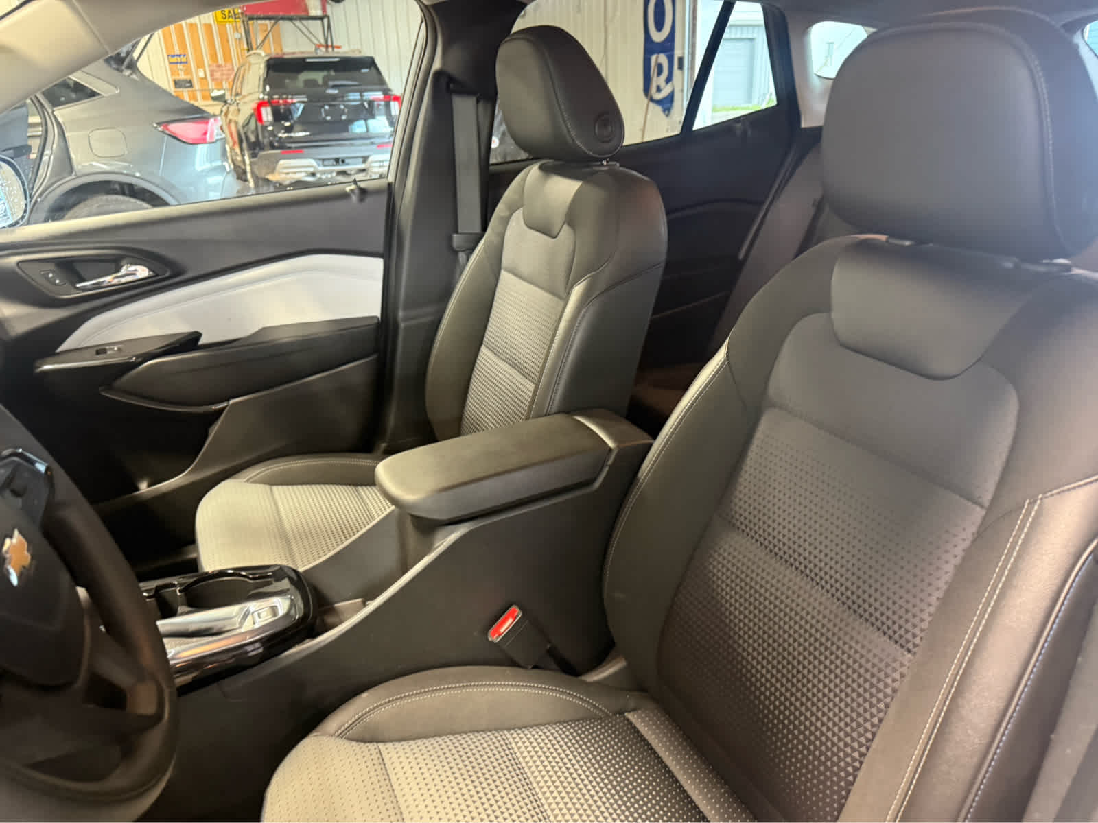 2025 Chevrolet Trax LT - Sterling Gray Metallic exterior view 13