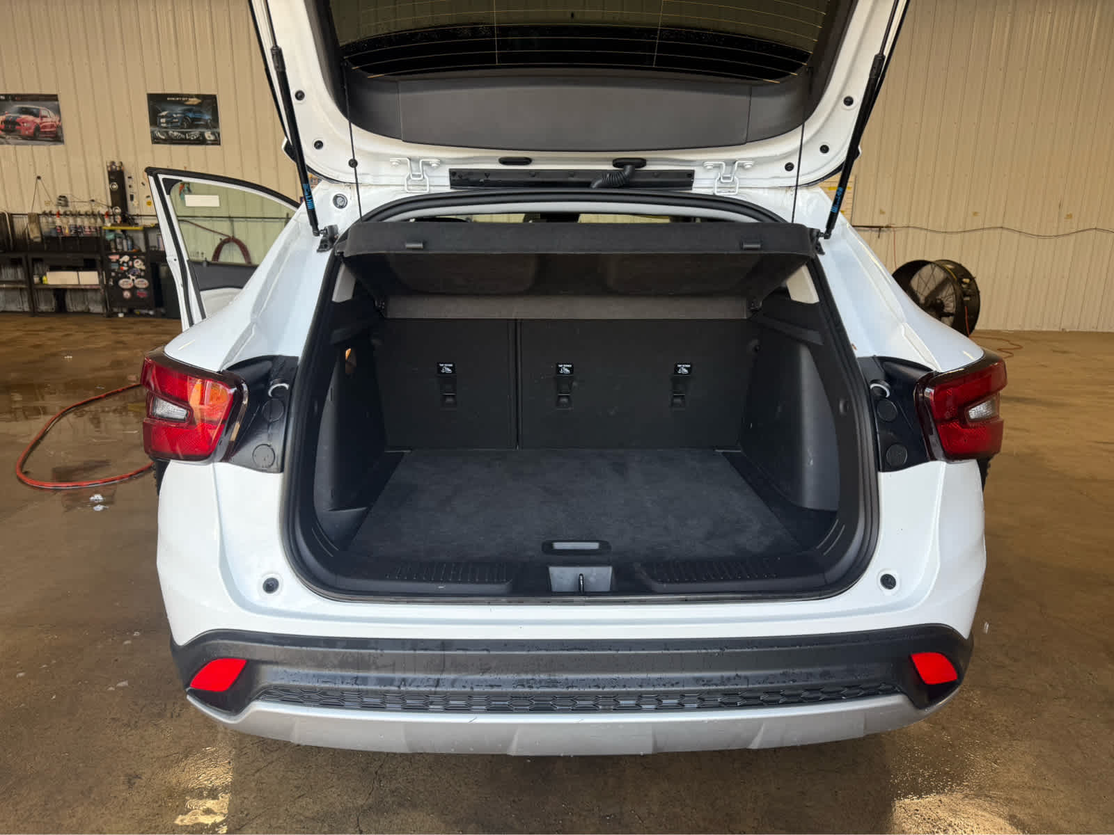 2025 Chevrolet Trax LT - Summit White exterior view 16