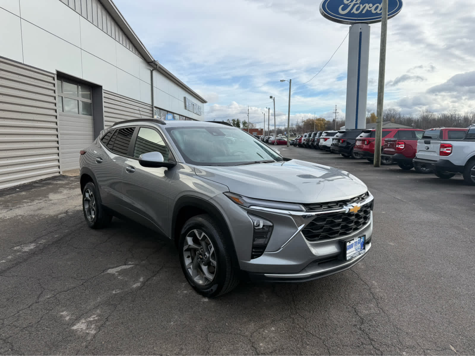 2025 Chevrolet Trax LT - Sterling Gray Metallic exterior view 2