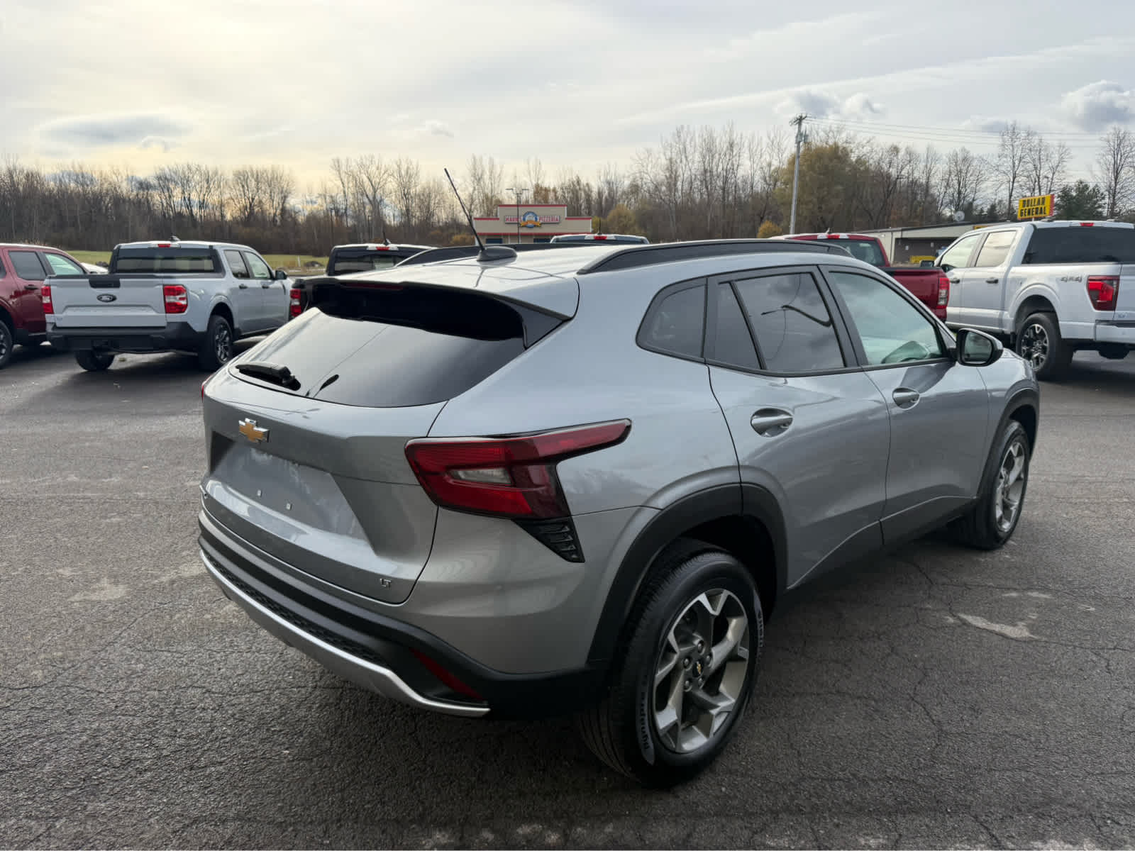 2025 Chevrolet Trax LT - Sterling Gray Metallic exterior view 5