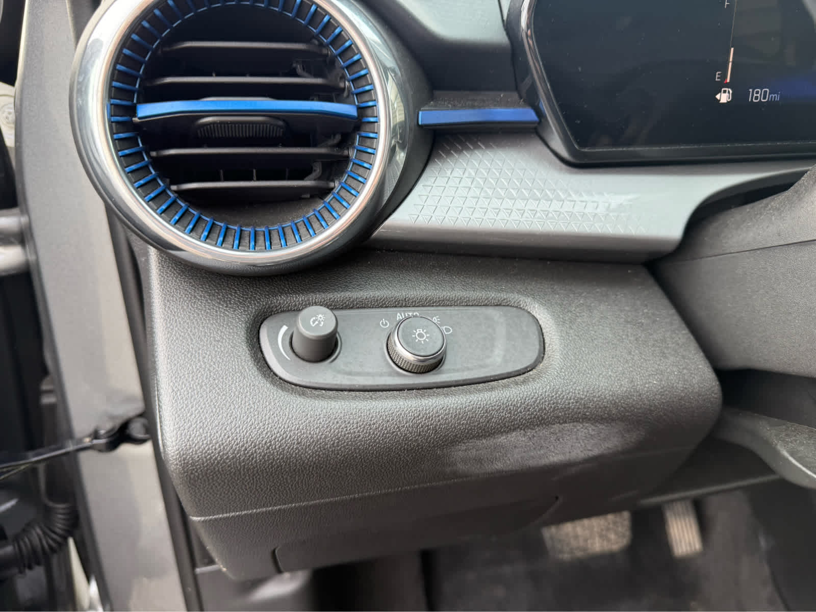 2025 Chevrolet Trax LT - Sterling Gray Metallic exterior view 10