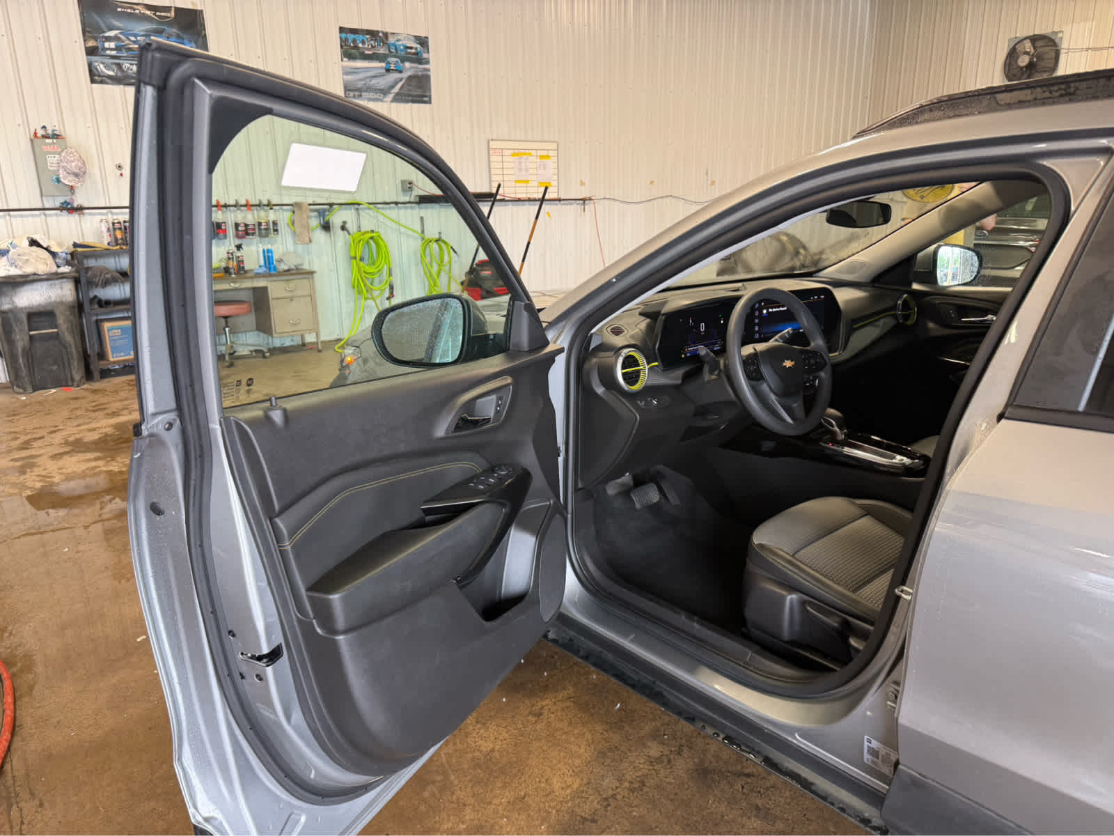 2025 Chevrolet Trax LT - Sterling Gray Metallic exterior view 6
