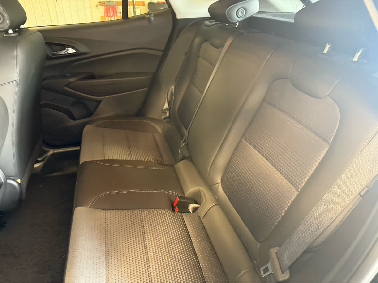 2025 Chevrolet Trax LT - Mosaic Black Metallic exterior view 16