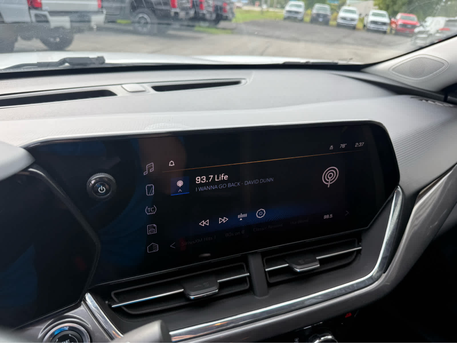 2024 Chevrolet Trax ACTIV - Summit White exterior view 13