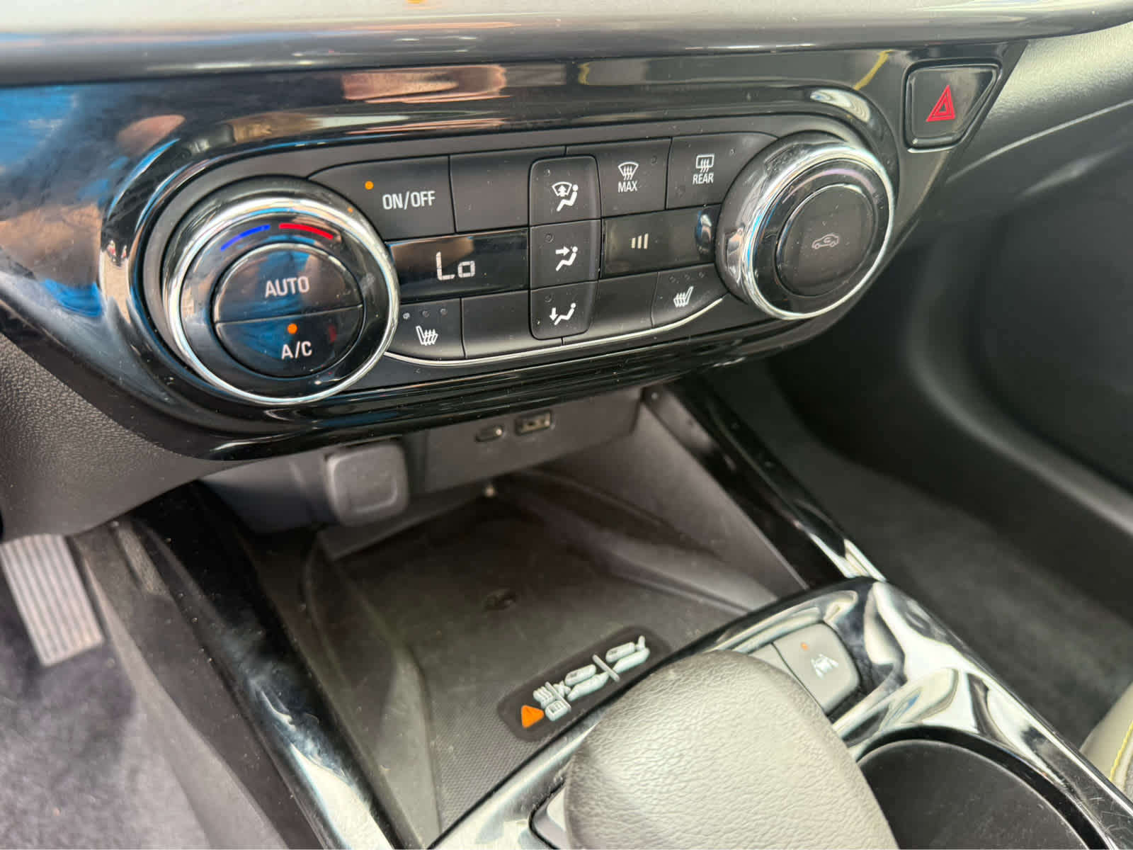 2024 Chevrolet Trax ACTIV - Summit White exterior view 14