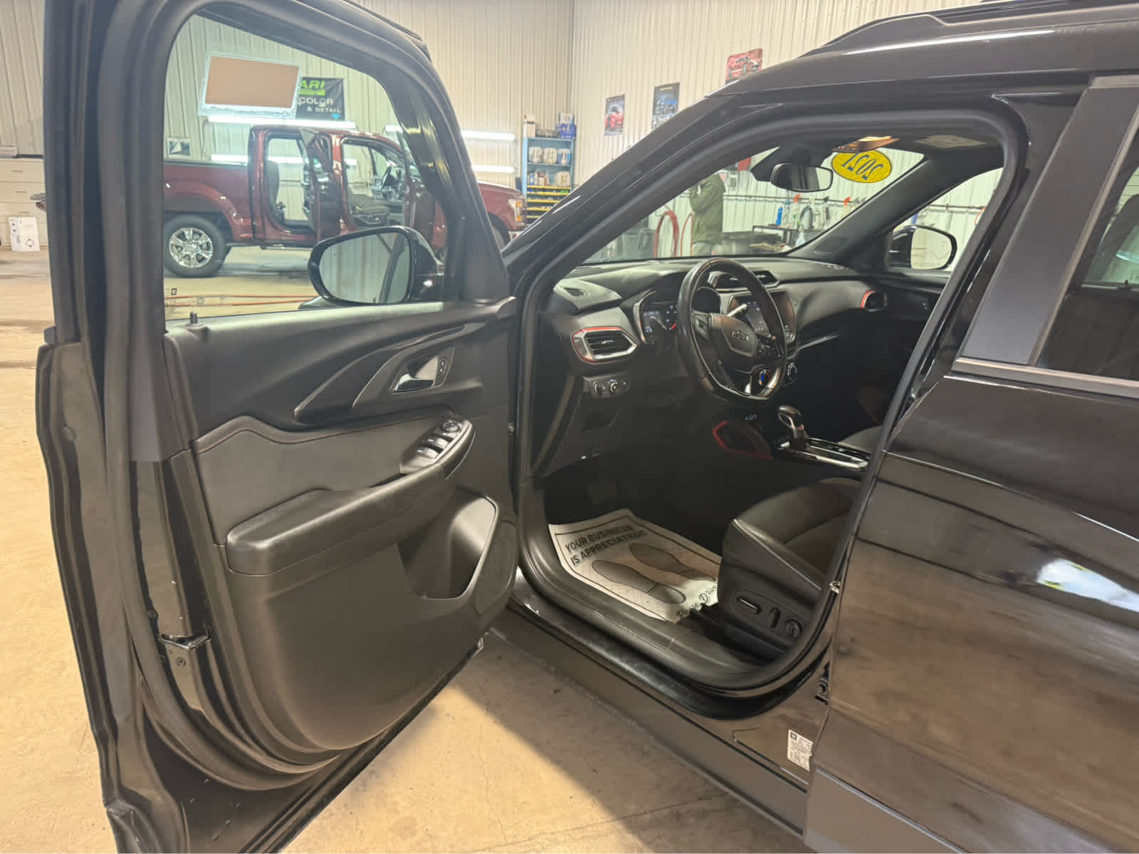 2021 Chevrolet Trailblazer RS - Mosaic Black Metallic exterior view 6