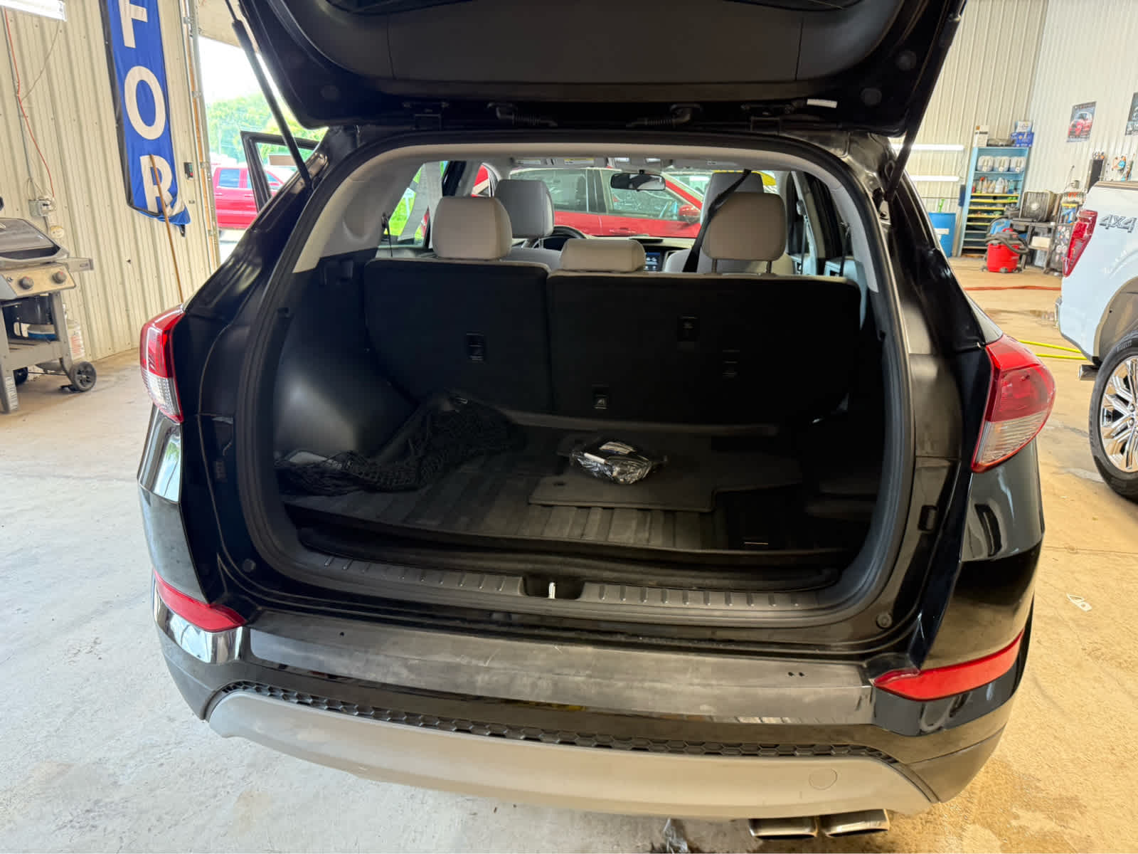 2018 Hyundai Tucson Sport - Black Noir Pearl exterior view 18