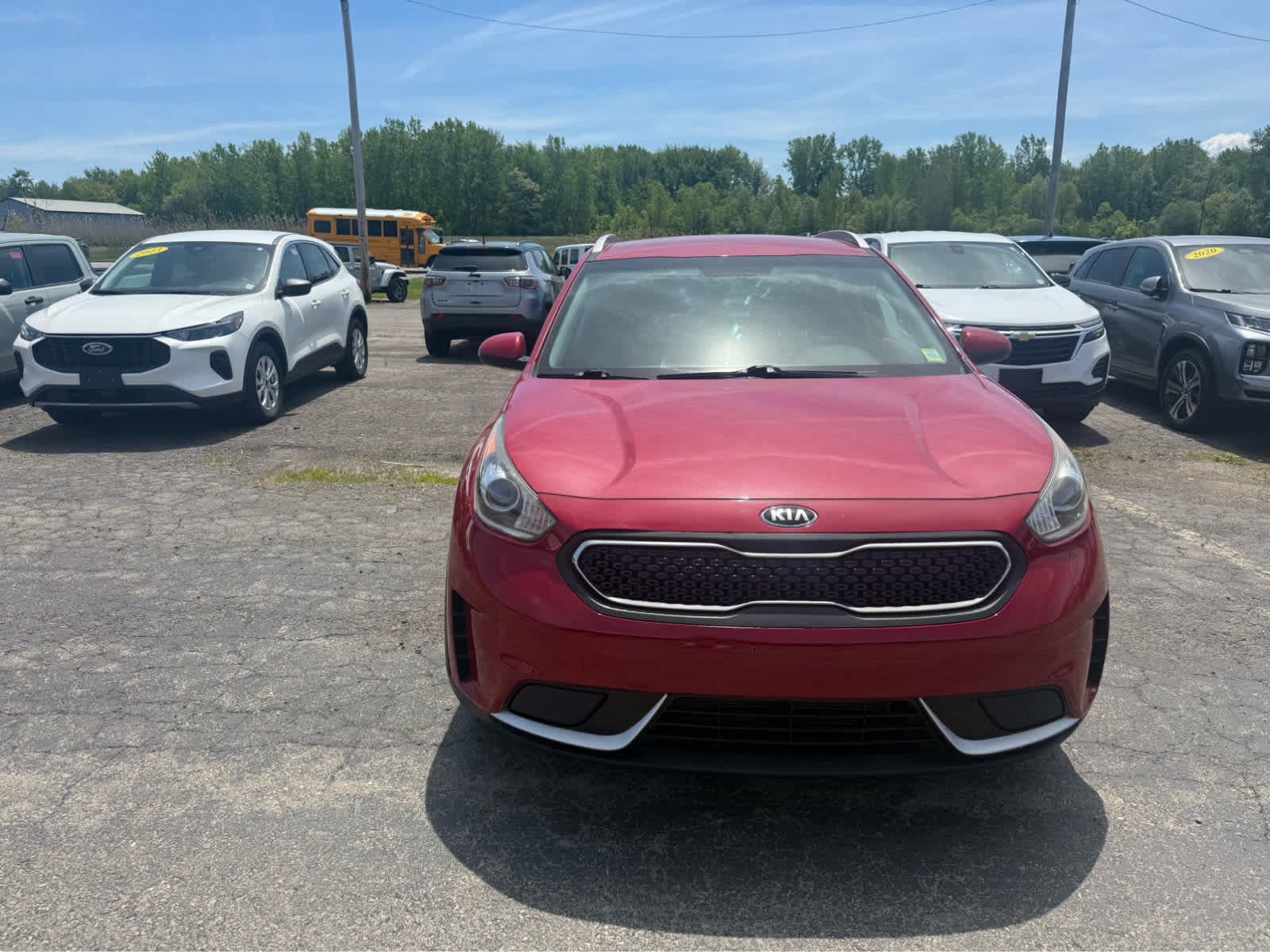 2018 Kia Niro LX - Crimson Red exterior view 3