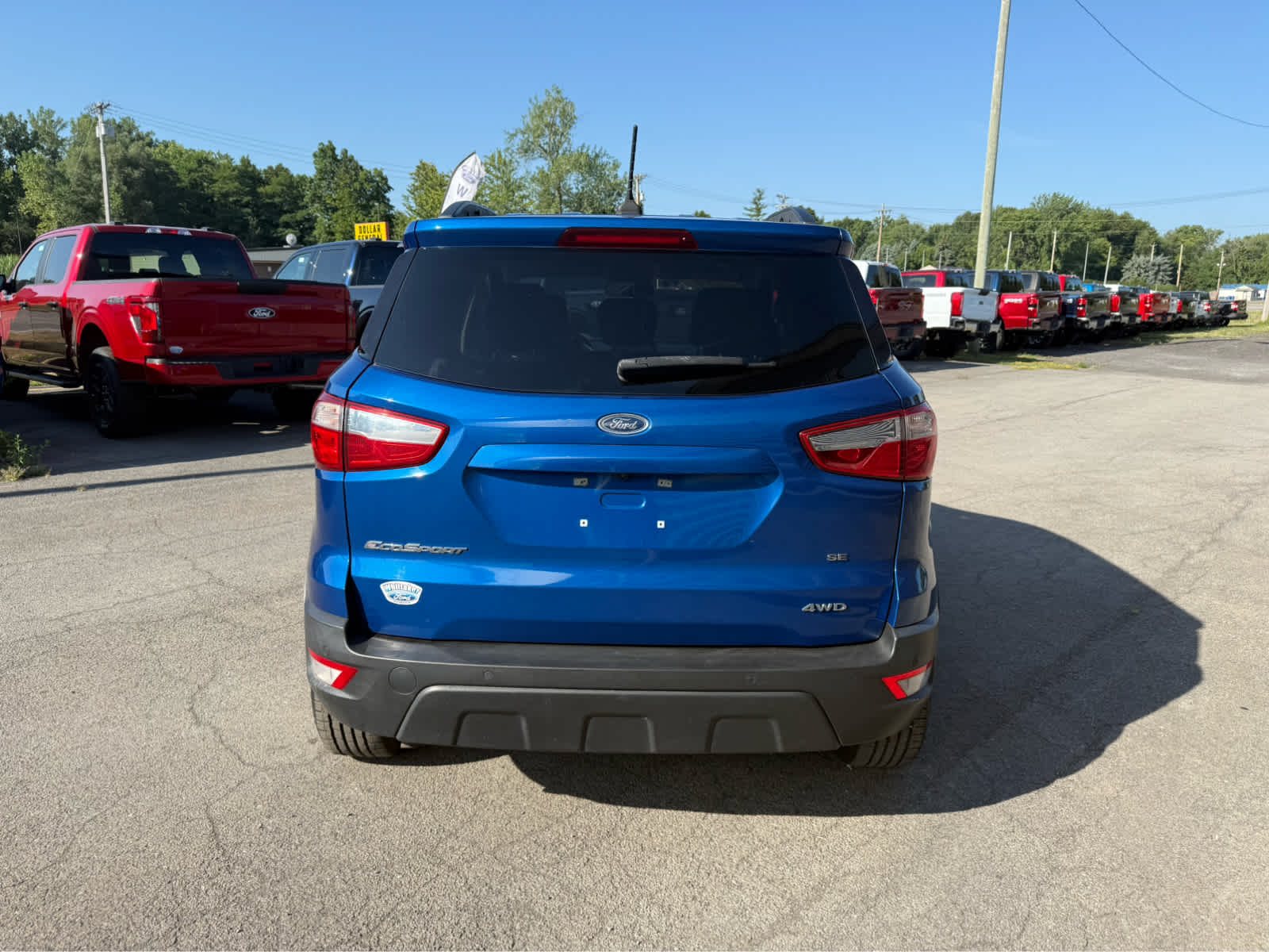 2019 Ford EcoSport SE - Lightning Blue Metallic exterior view 5