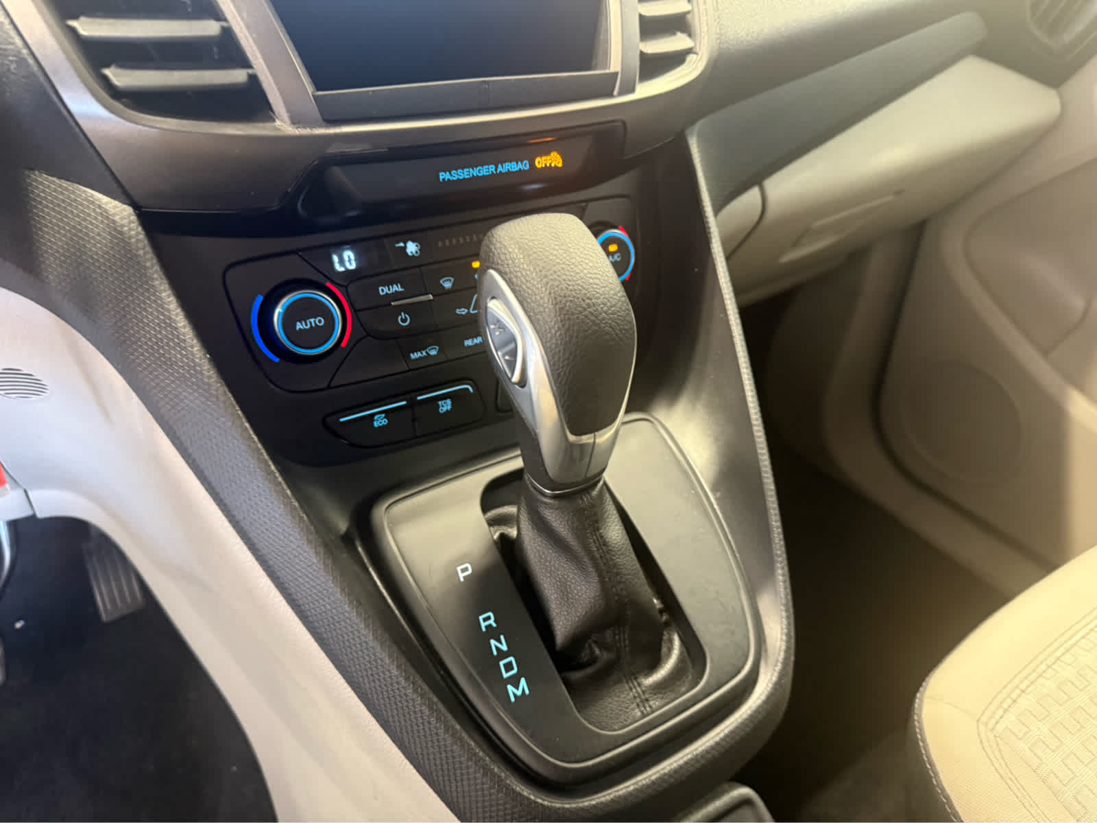 2022 Ford Transit Connect Wagon XLT - Silver exterior view 13