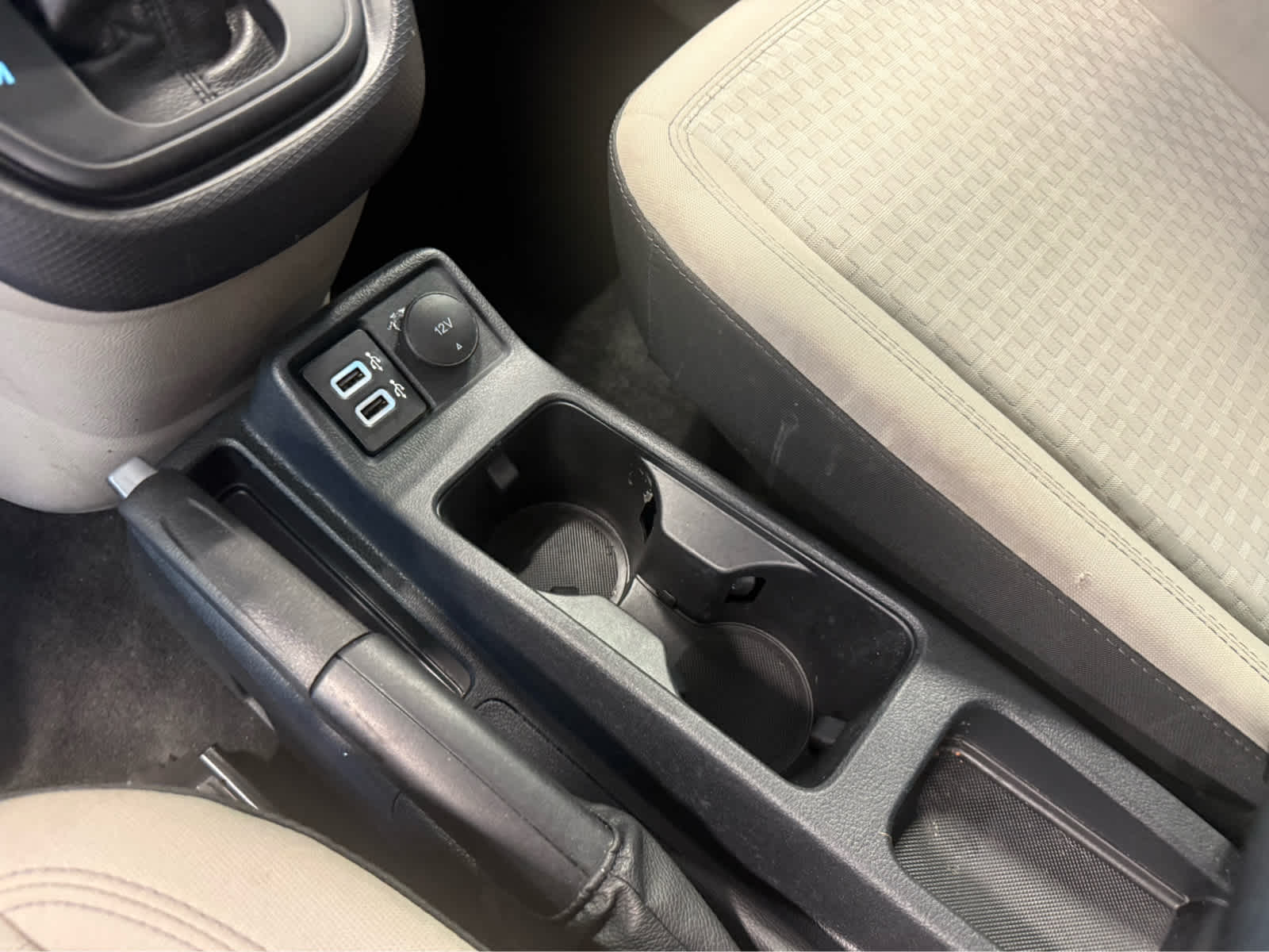 2022 Ford Transit Connect Wagon XLT - Silver exterior view 14