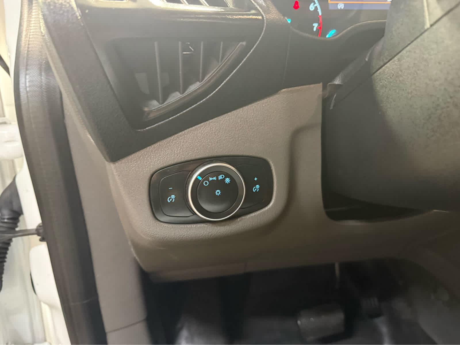2022 Ford Transit Connect Van XL - Frozen White exterior view 10
