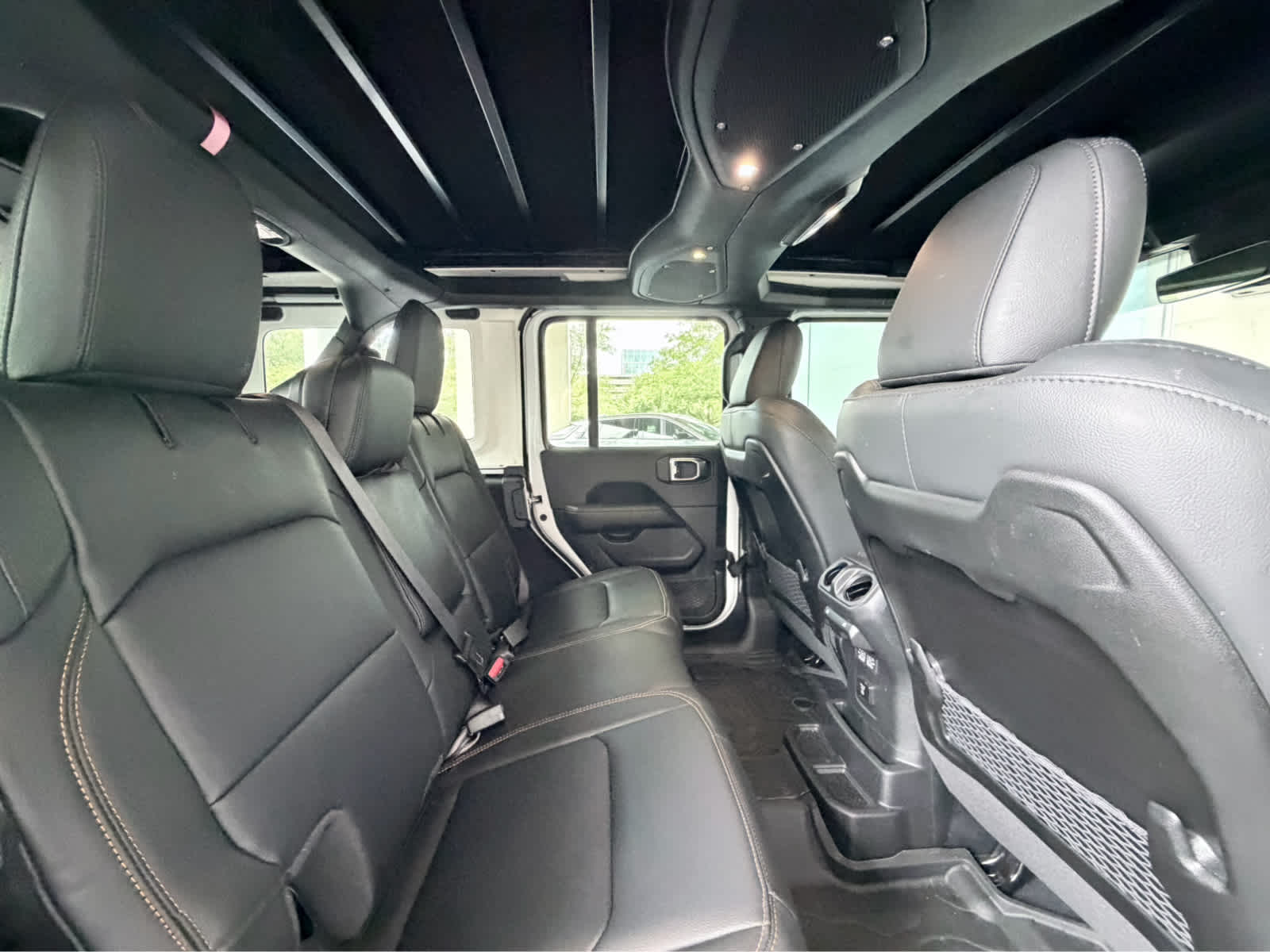 car-gallery-32
