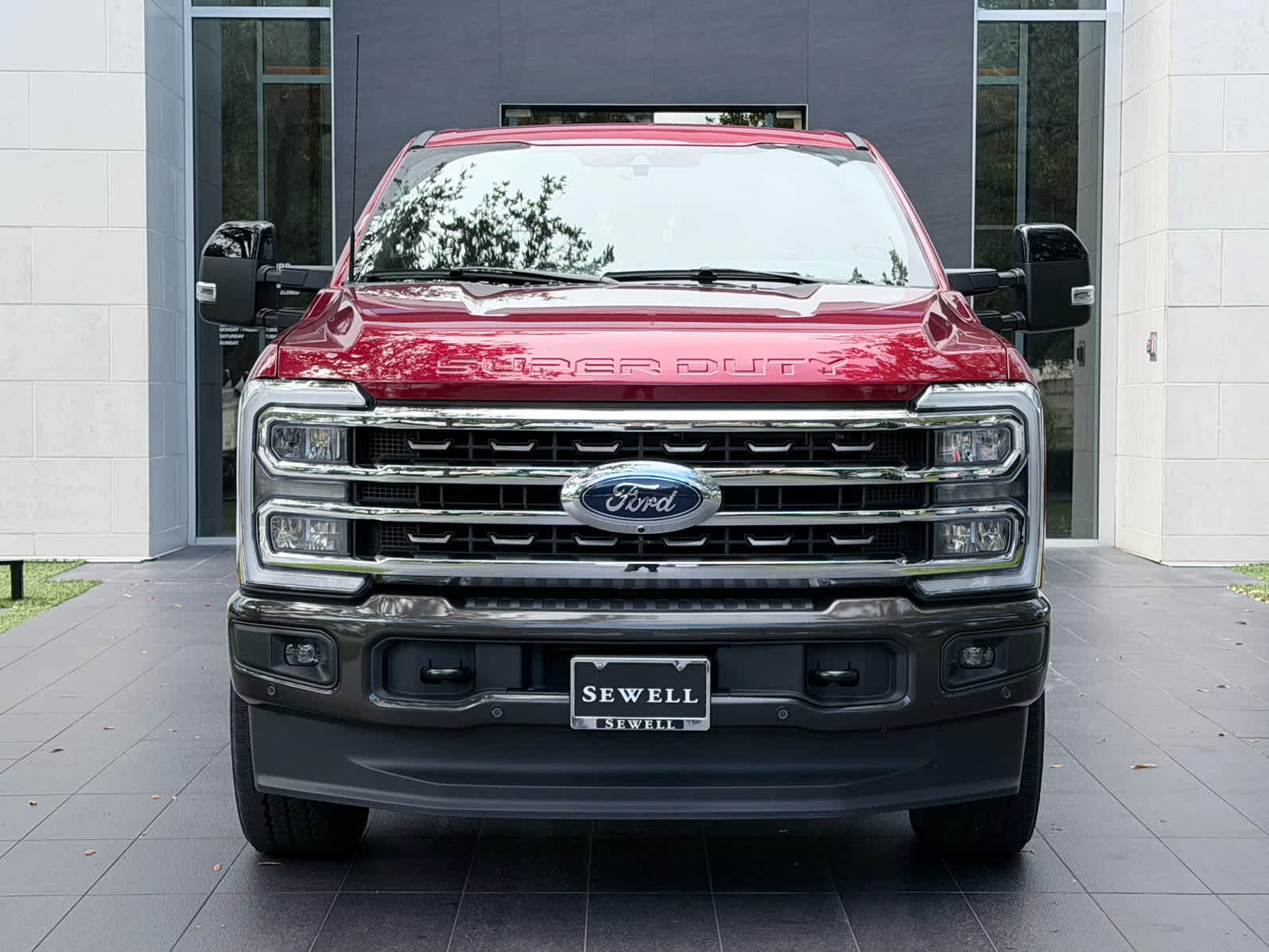 Used 2024 Rapid Red Metallic Tinted Clearcoat/Darkened Bronz Ford King Ranch image 2