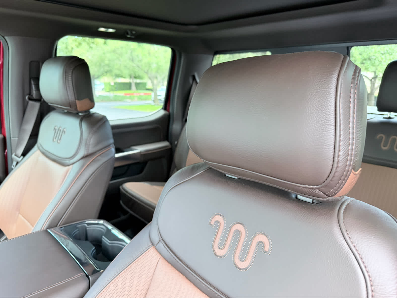 Used 2024 Rapid Red Metallic Tinted Clearcoat/Darkened Bronz Ford King Ranch image 26