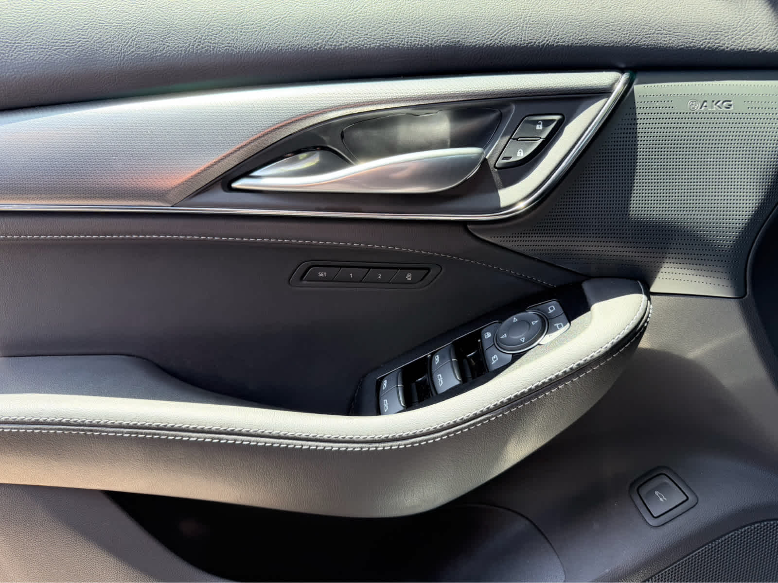 Certified Used 2025 Deep Space Metallic Cadillac Premium Luxury image 24
