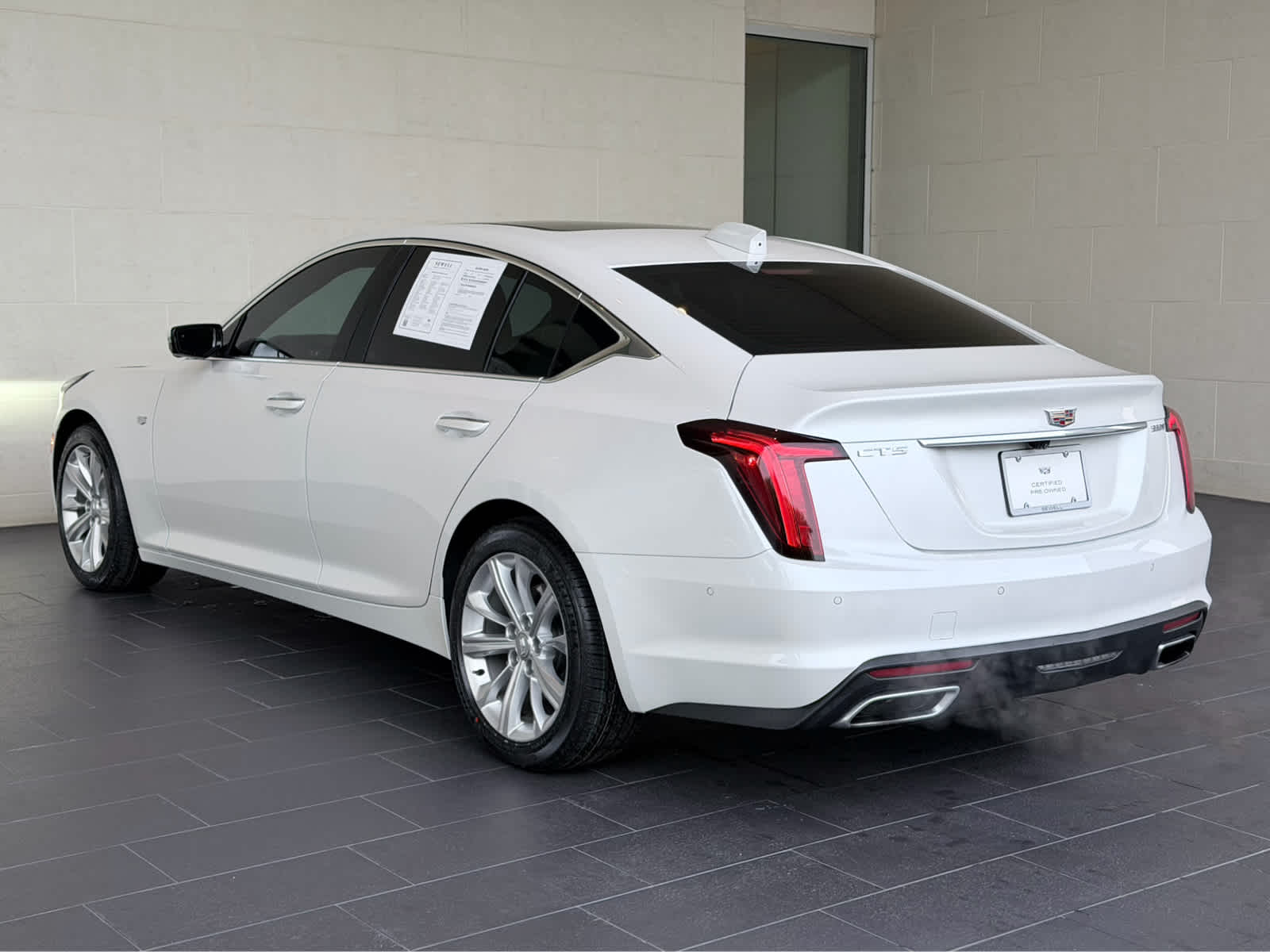 Certified Used 2025 Crystal White Tricoat Cadillac Premium Luxury image 6