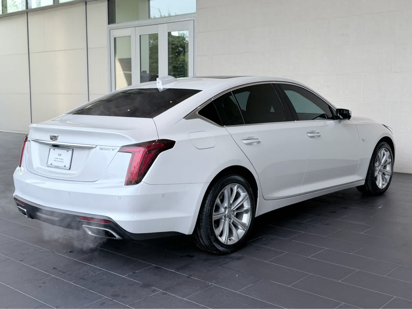 Certified Used 2025 Crystal White Tricoat Cadillac Premium Luxury image 4
