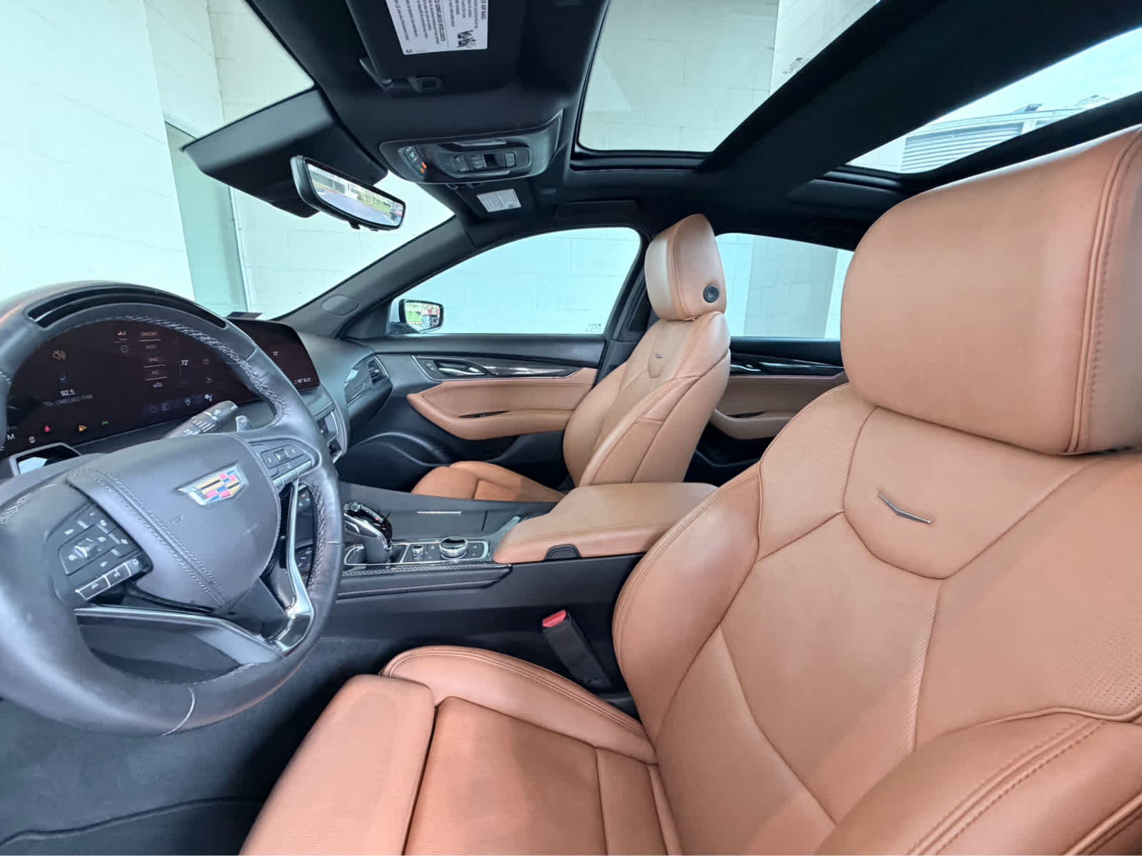Certified Used 2025 Crystal White Tricoat Cadillac Premium Luxury image 15