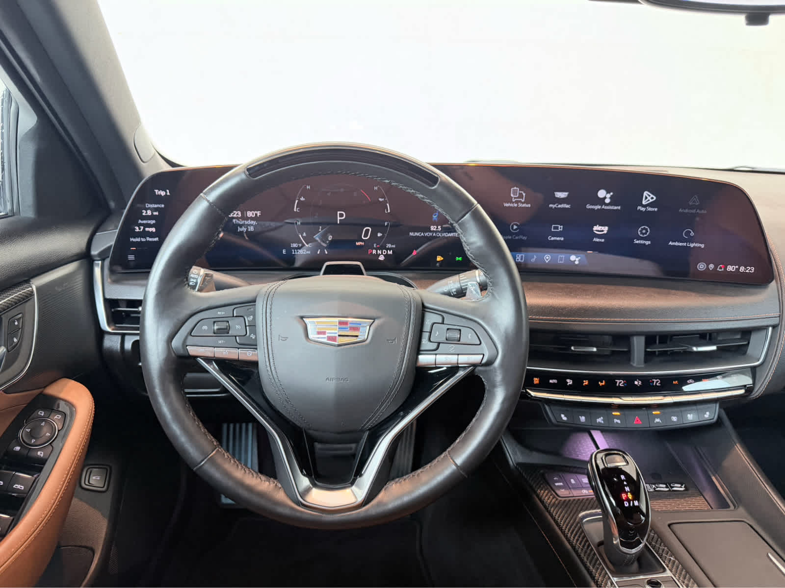 Certified Used 2025 Crystal White Tricoat Cadillac Premium Luxury image 29