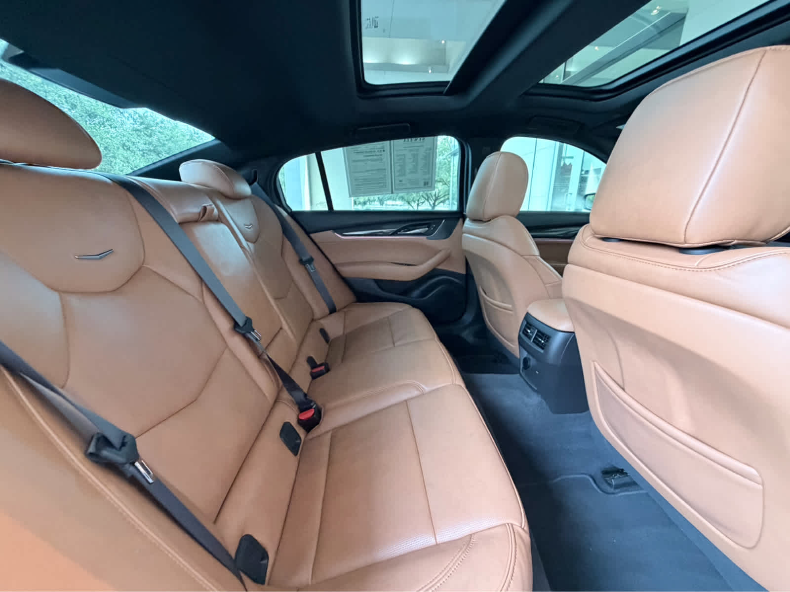 Certified Used 2025 Crystal White Tricoat Cadillac Premium Luxury image 35