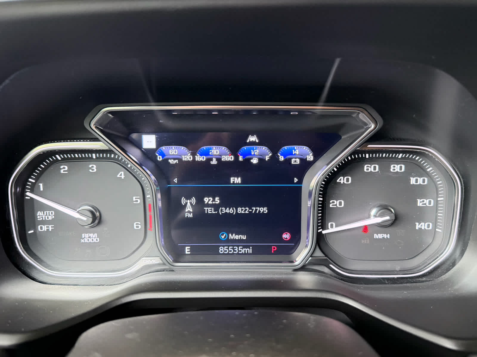 Used 2021 White Frost Tricoat GMC Denali image 14