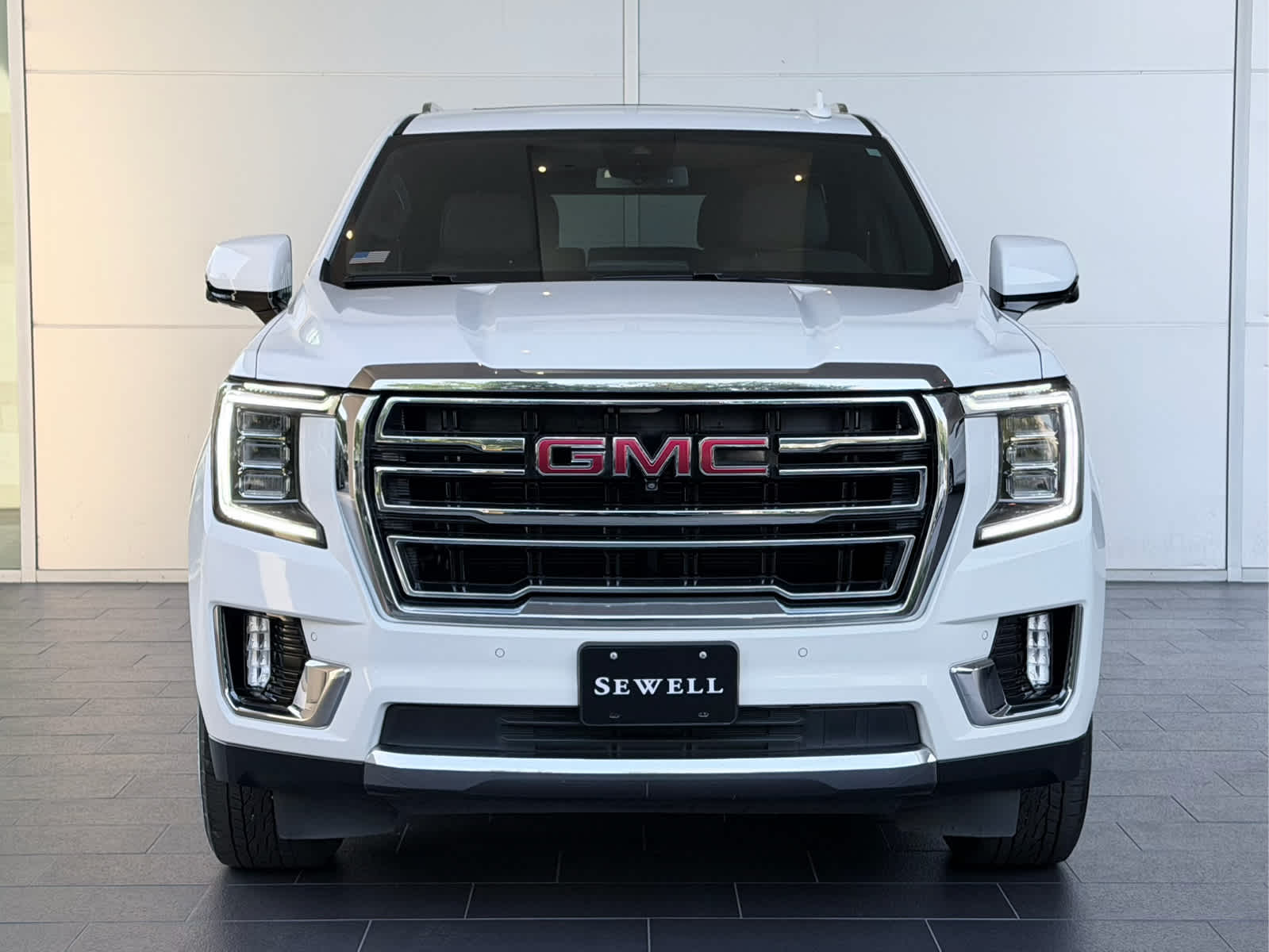 Used 2023 Summit White GMC SLT image 2