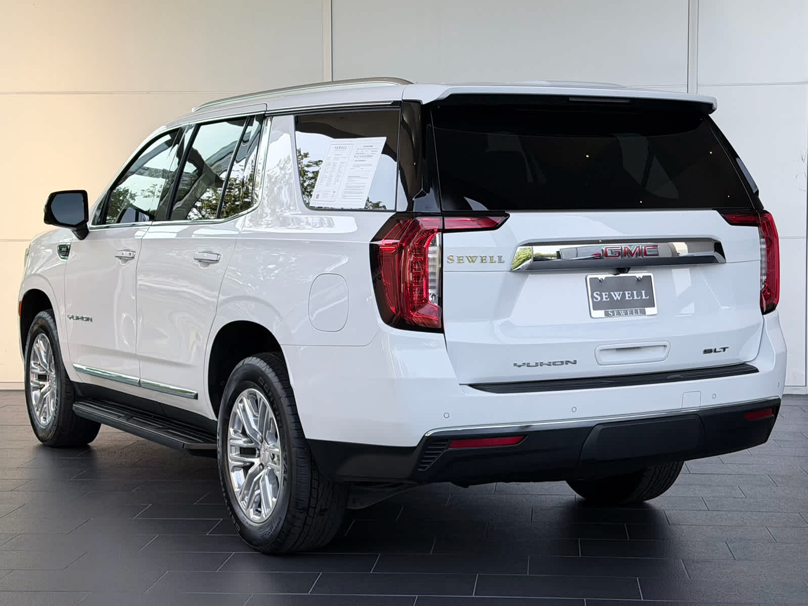 Used 2023 Summit White GMC SLT image 6