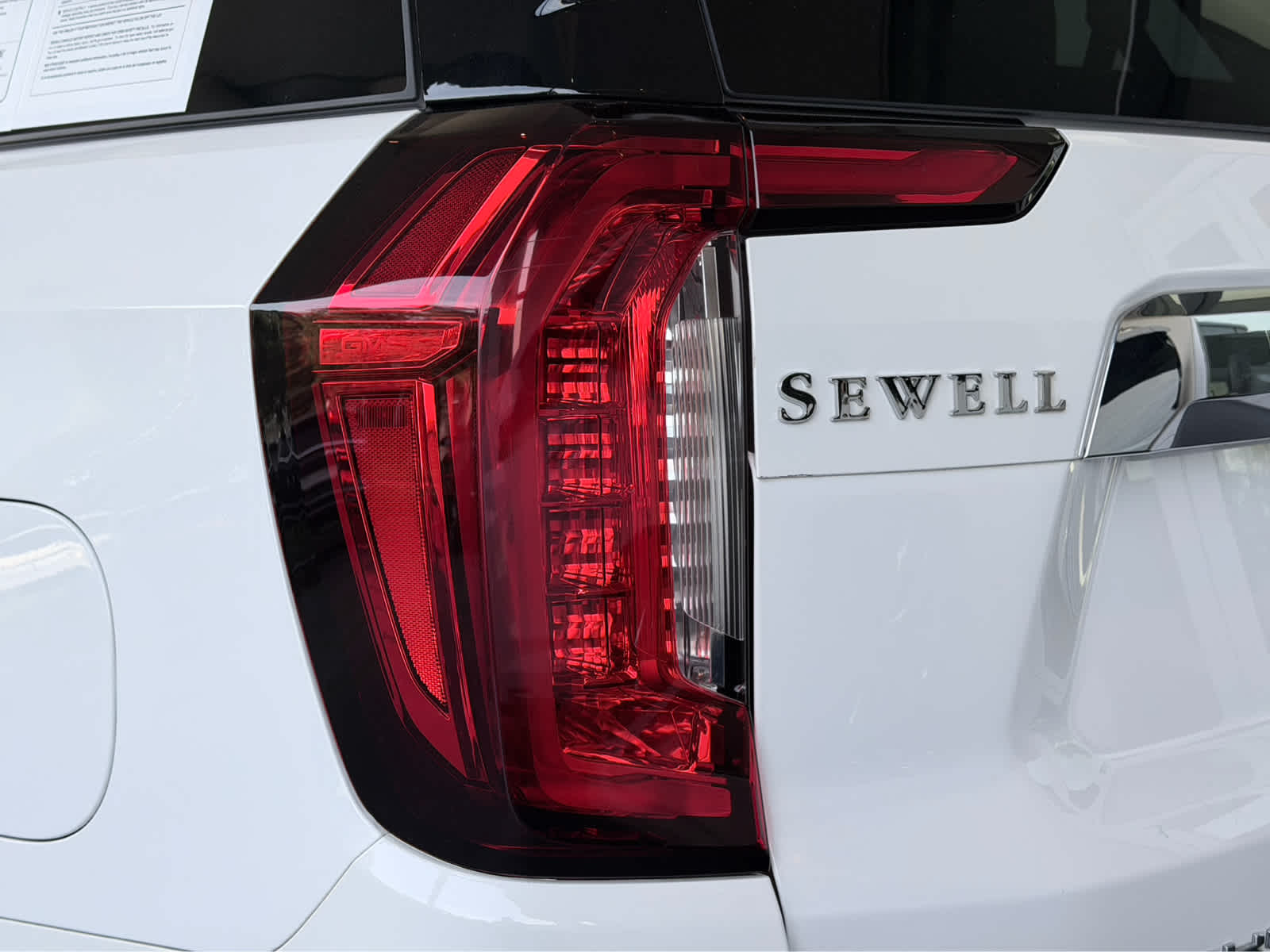 Used 2023 Summit White GMC SLT image 11