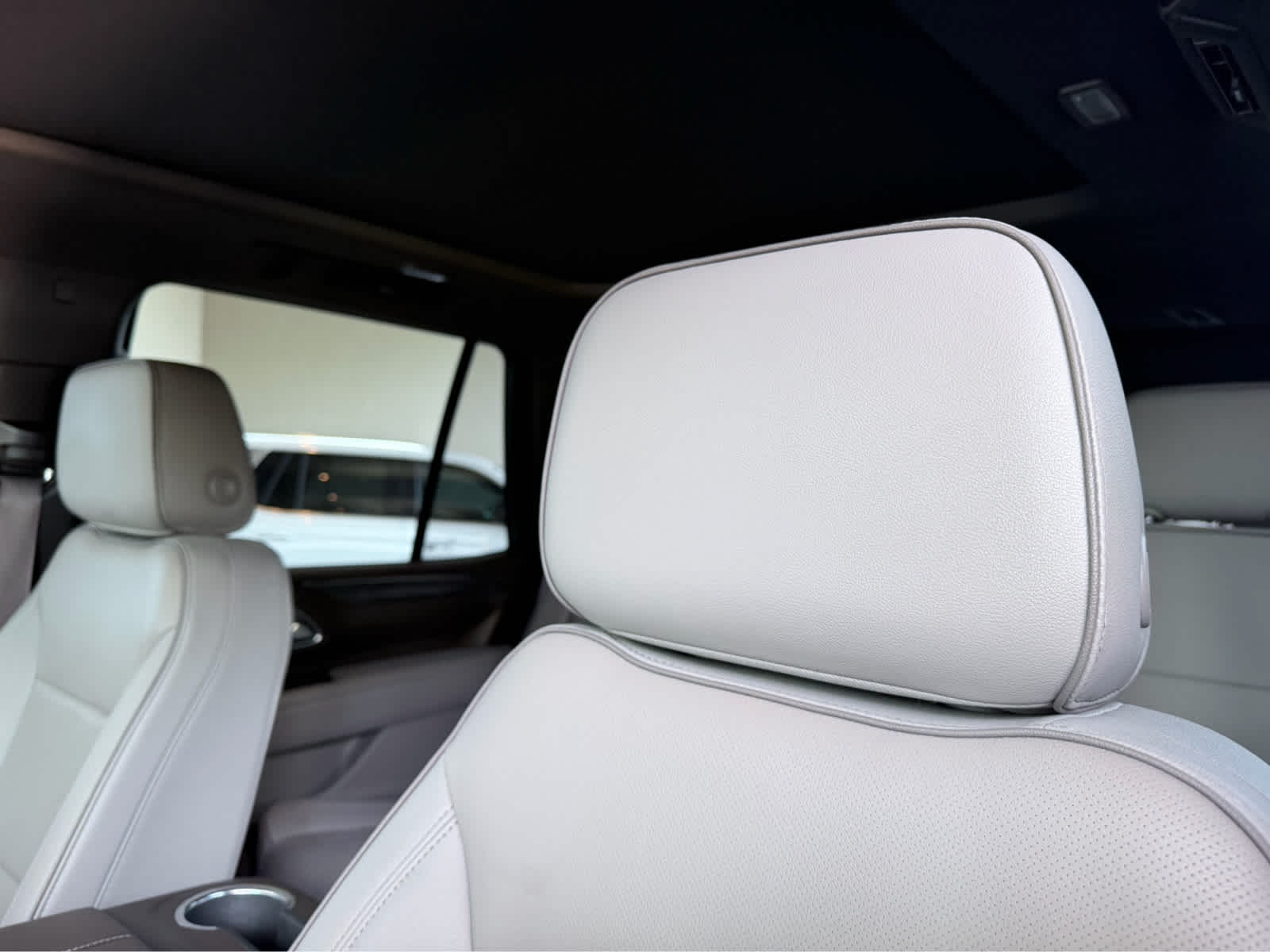 Used 2023 Summit White GMC SLT image 27