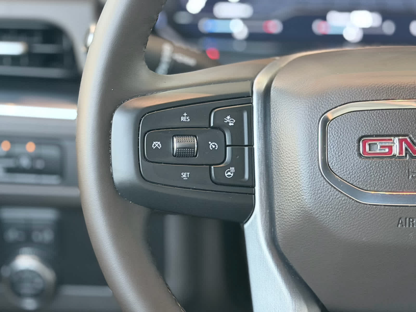 Used 2023 Summit White GMC SLT image 30