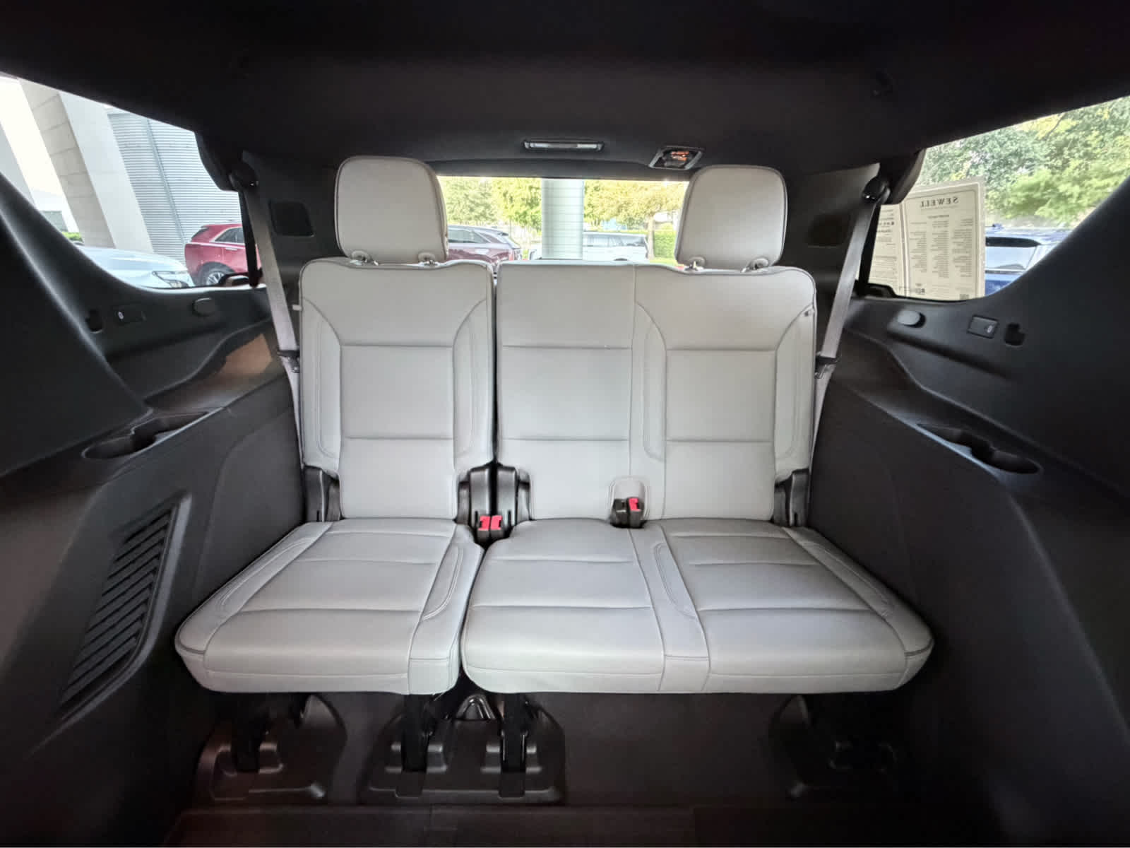 Used 2023 Summit White GMC SLT image 35