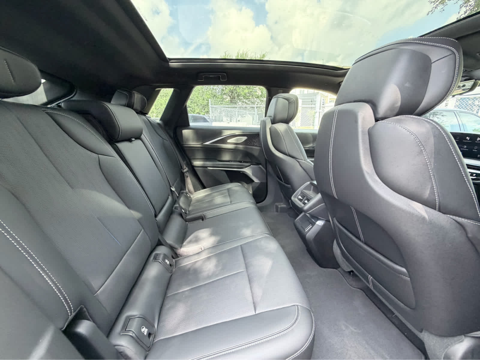 car-gallery-32