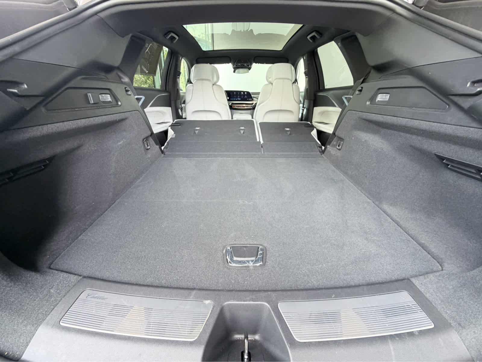 Certified Used 2024 Celestial Metallic Cadillac Luxury image 34