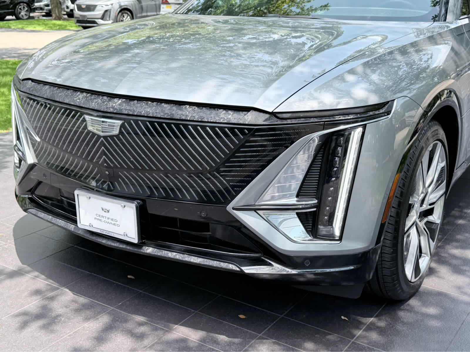 Used 2024 Argent Silver Metallic Cadillac Luxury 3 image 8