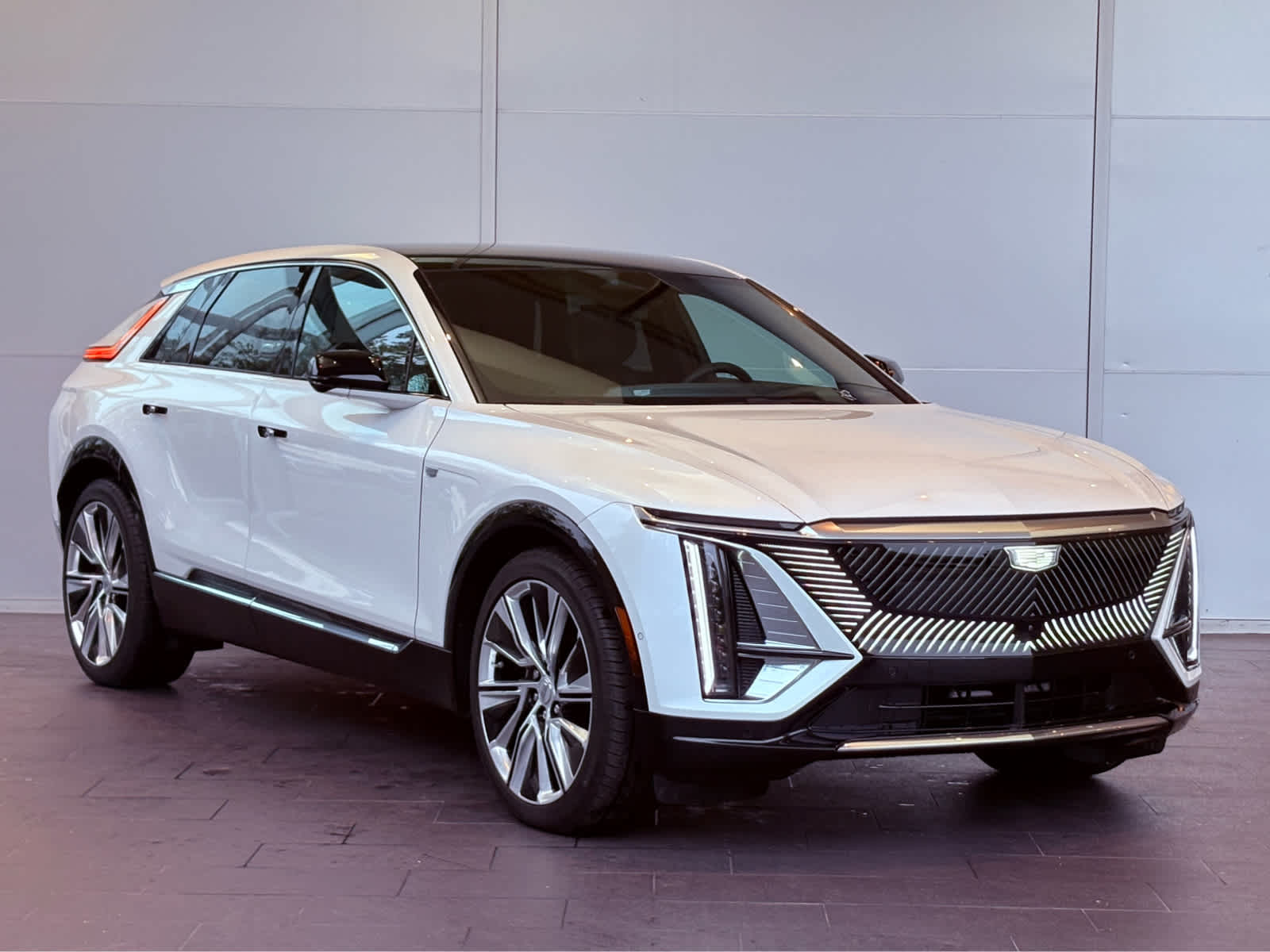 Certified 2025 Cadillac LYRIQ Luxury 3 with VIN 1GYKPTRL7SZ302557 for sale in Plano, TX