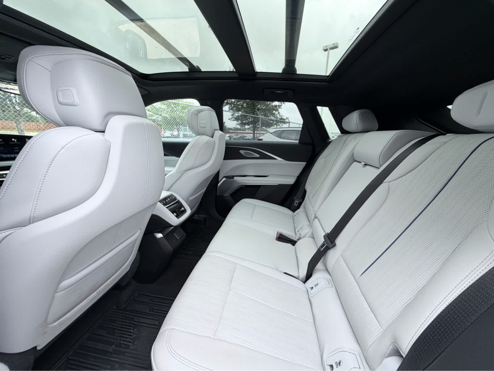 car-gallery-32