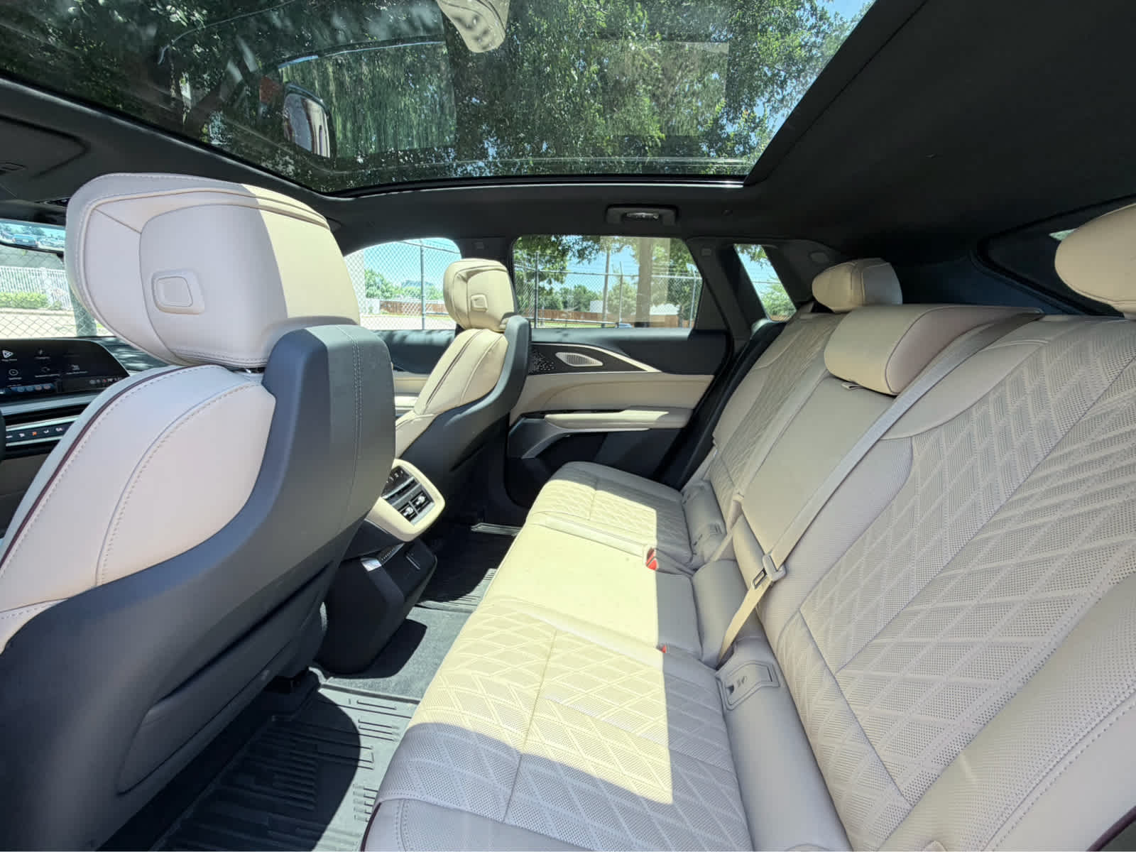 car-gallery-32
