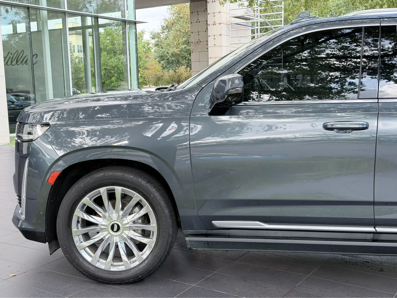 Used 2021 Shadow Metallic Cadillac Premium Luxury image 5