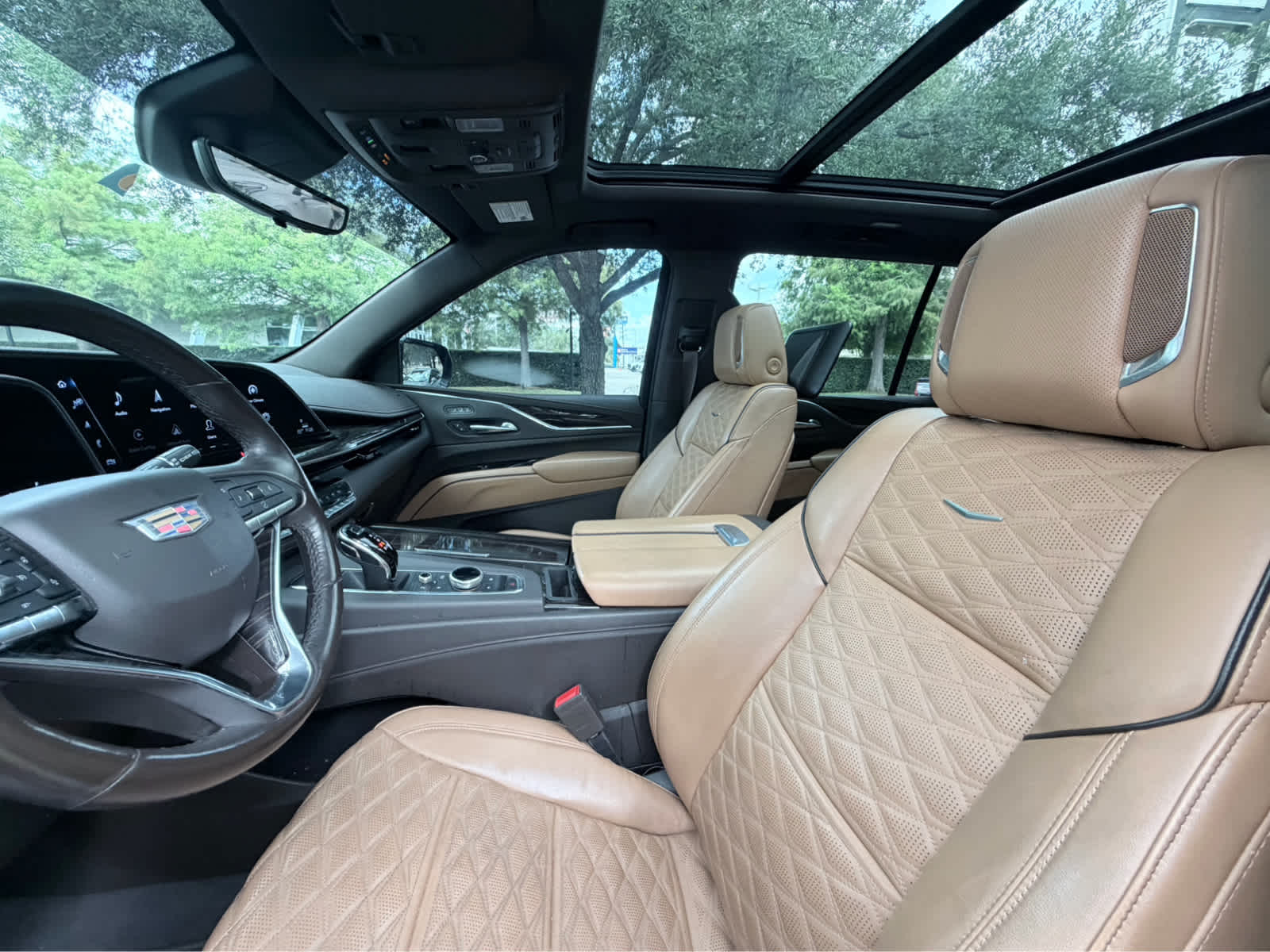 Used 2021 Shadow Metallic Cadillac Premium Luxury image 12