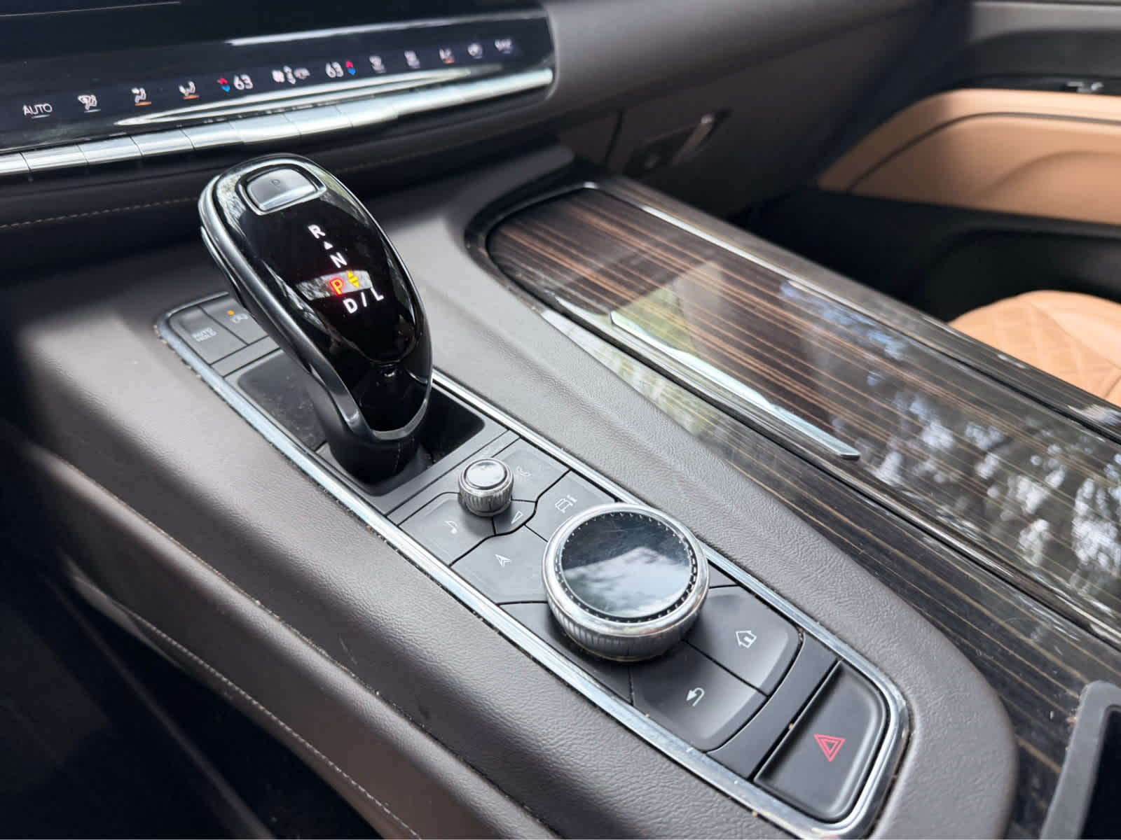 Used 2021 Shadow Metallic Cadillac Premium Luxury image 19