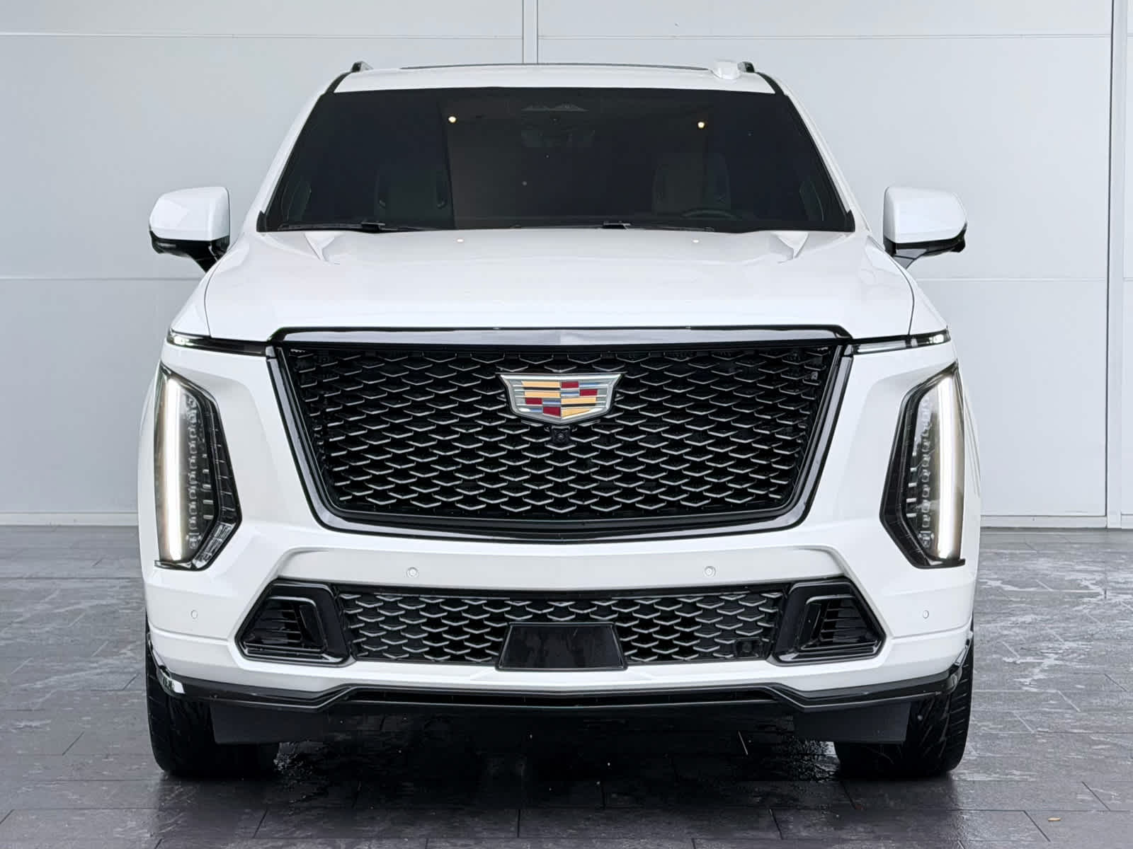 Used 2025 Crystal White Tricoat Cadillac Escalade-V image 2